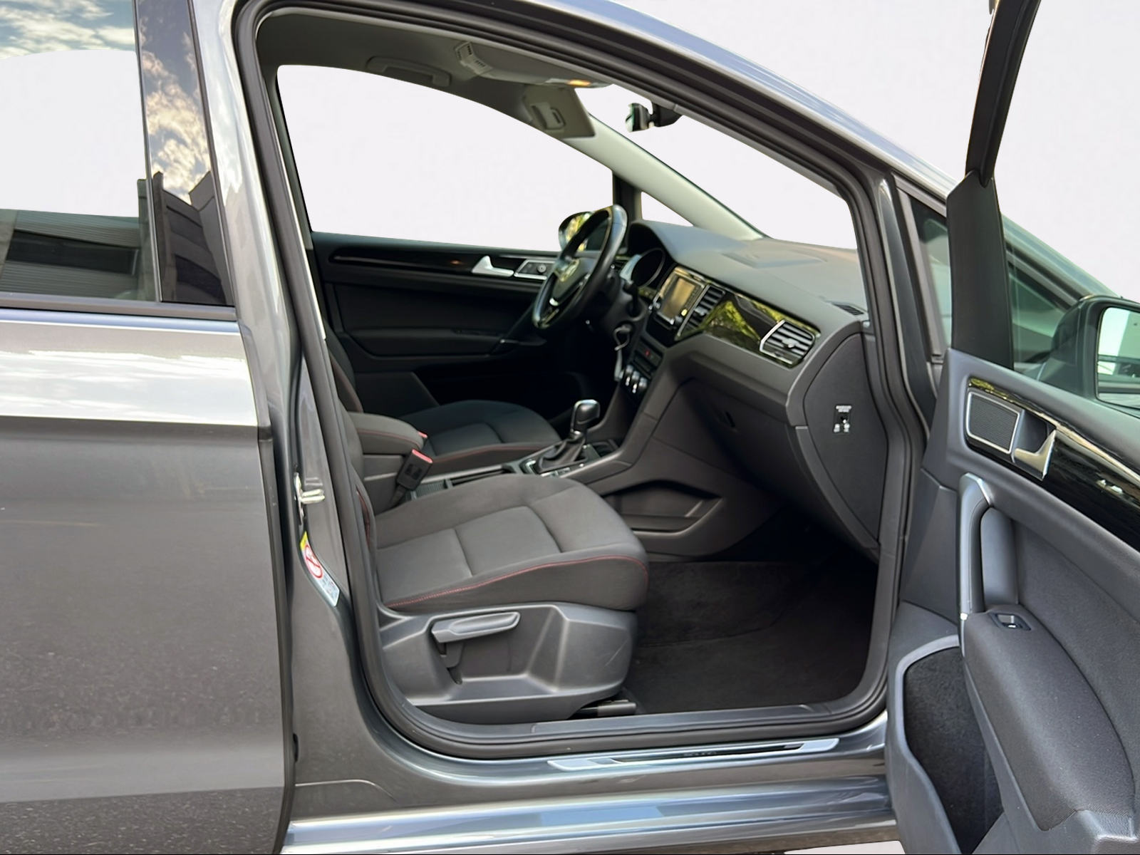 VW Golf Sportsvan 1.4 TSI Comfortline DSG-image-3