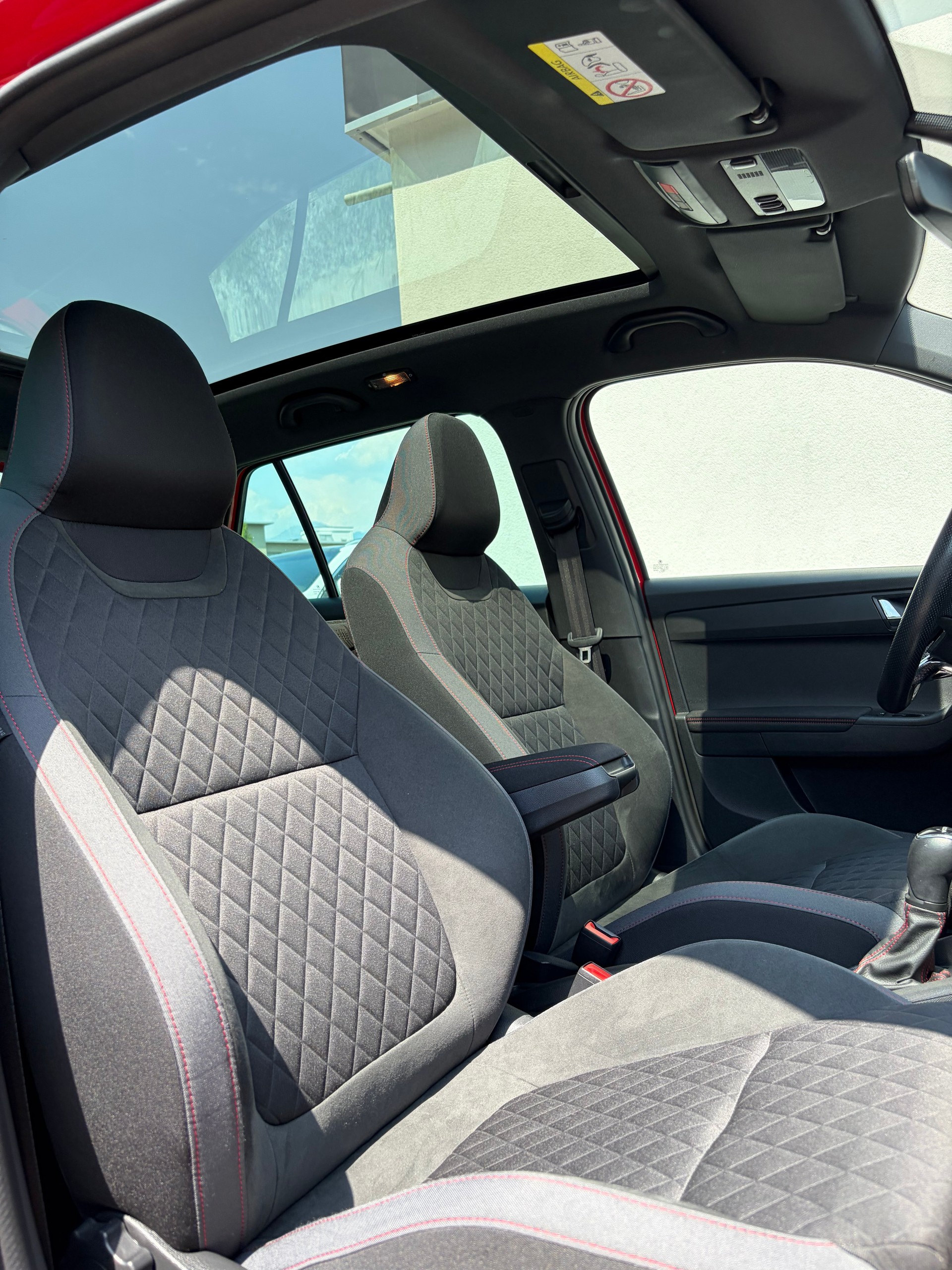 SKODA Fabia 1.0 TSI Monte Carlo DSG-image-7