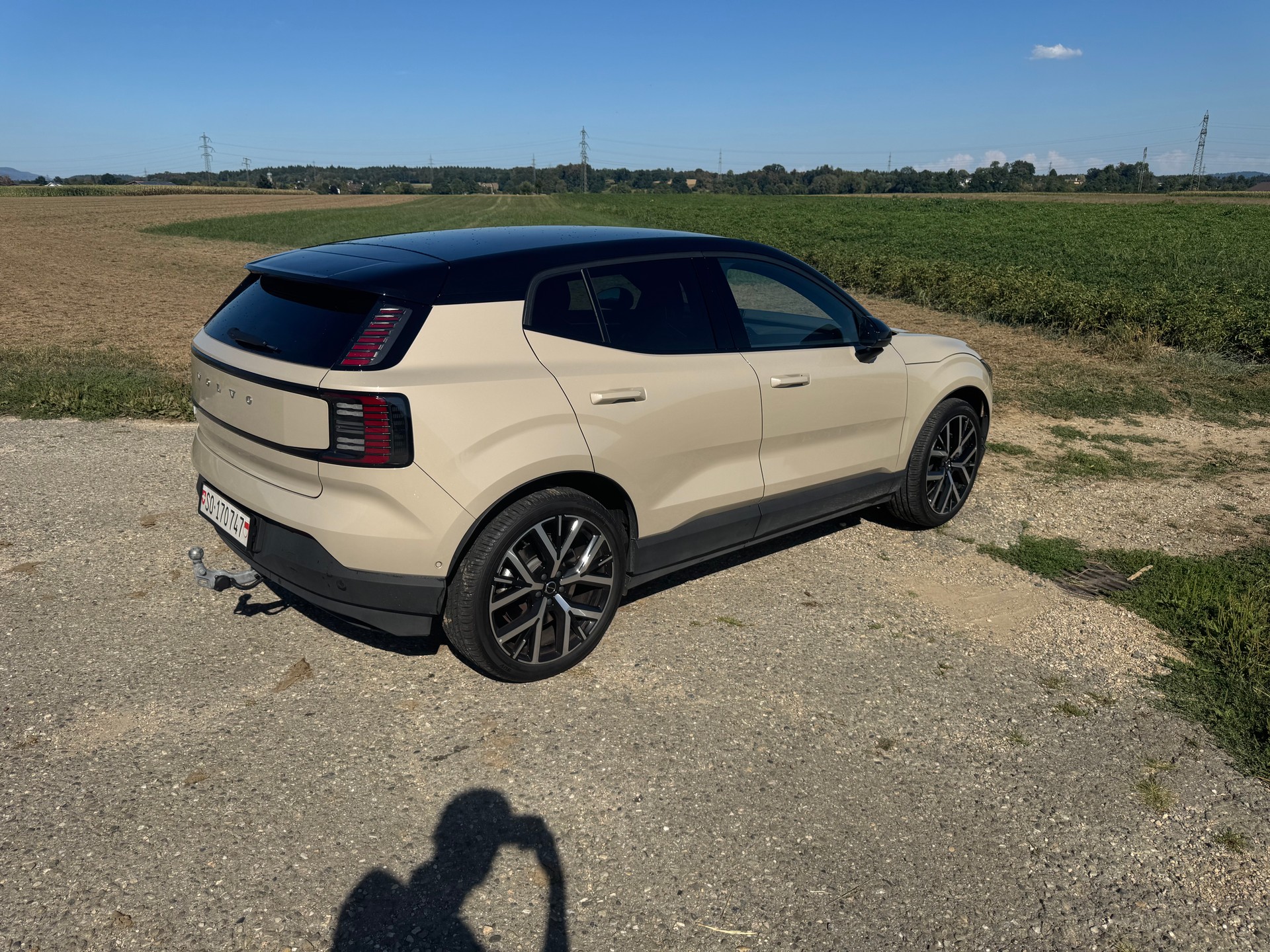 VOLVO EX30 Twin Ultra Performance AWD-image-3