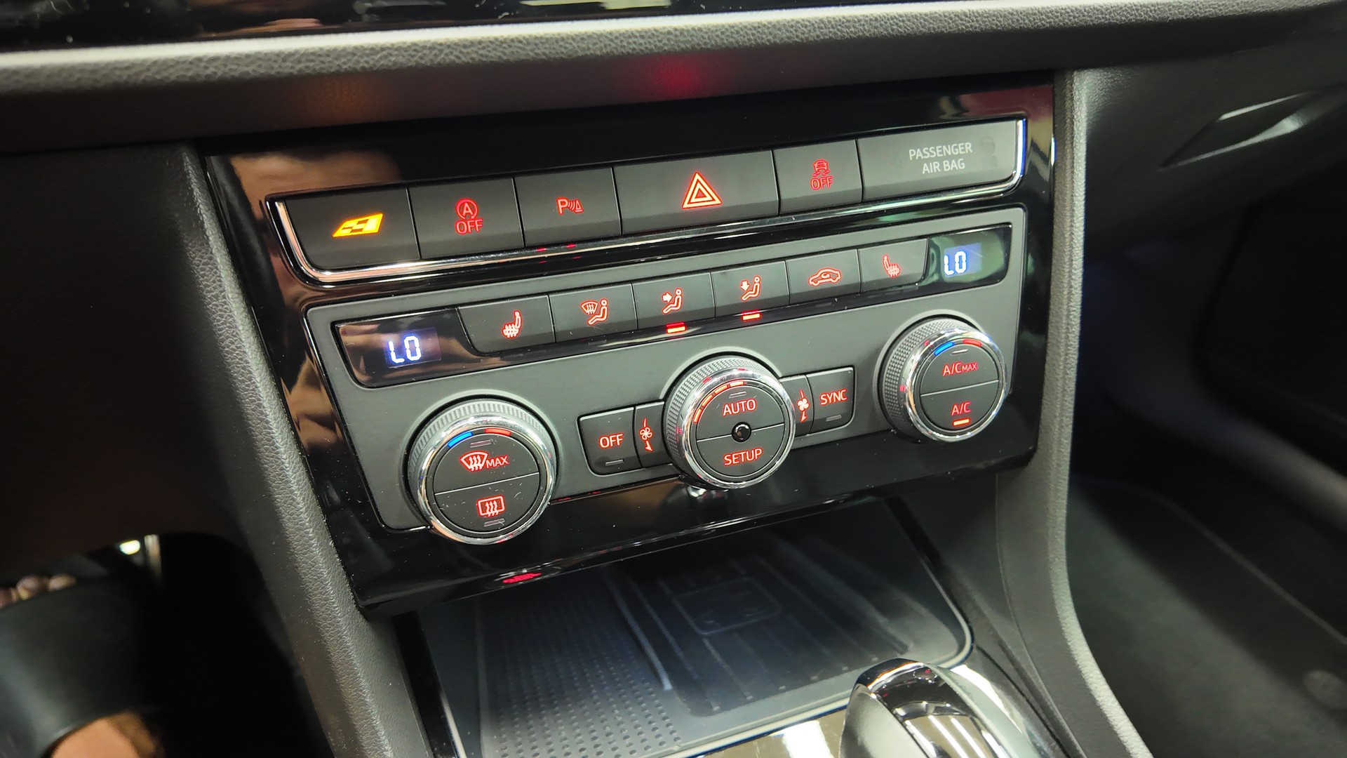 SEAT Leon ST 2.0 TSI Cupra 300 4 Drive DSG-image-13