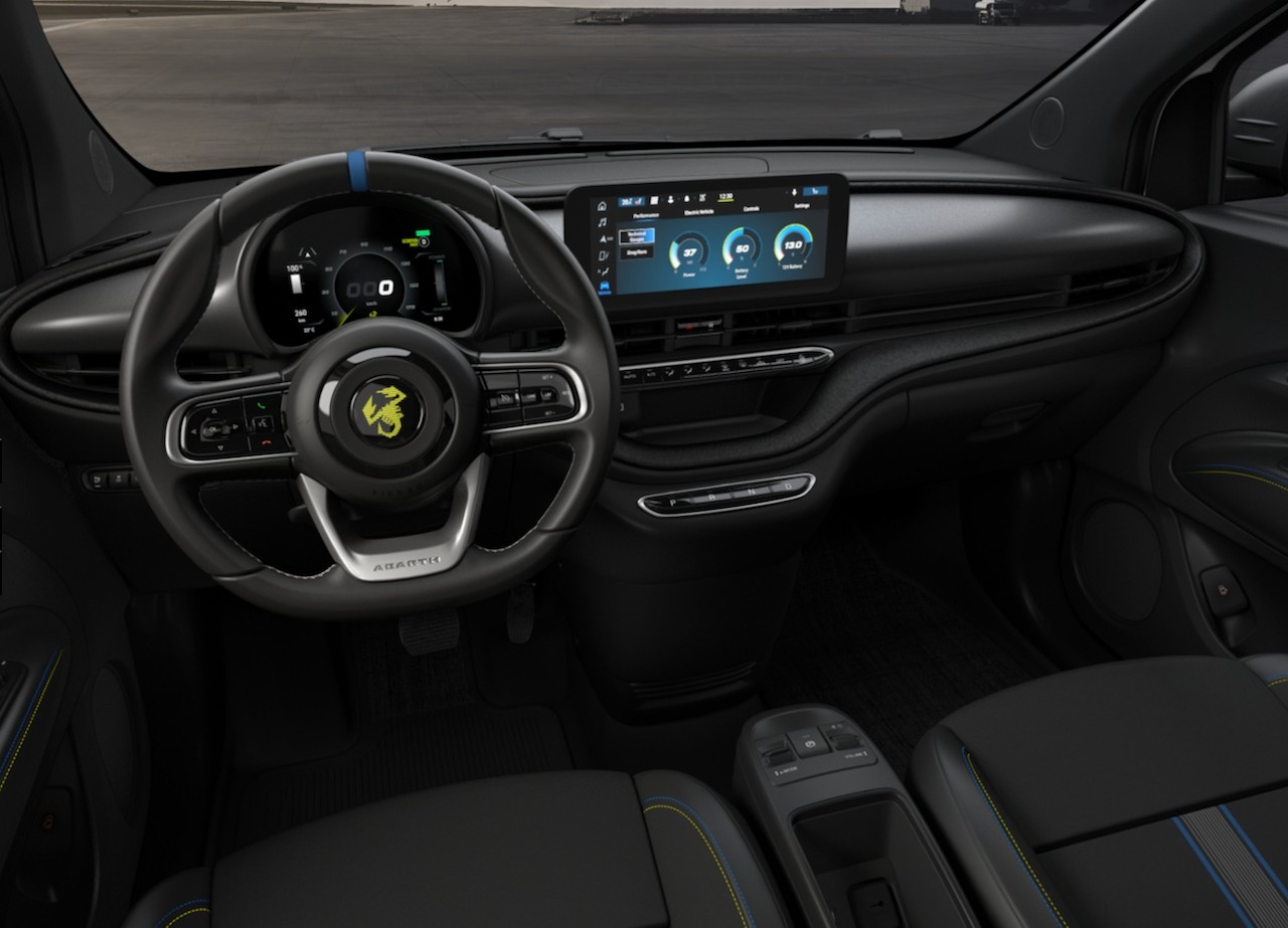 FIAT Abarth 500e-image-8