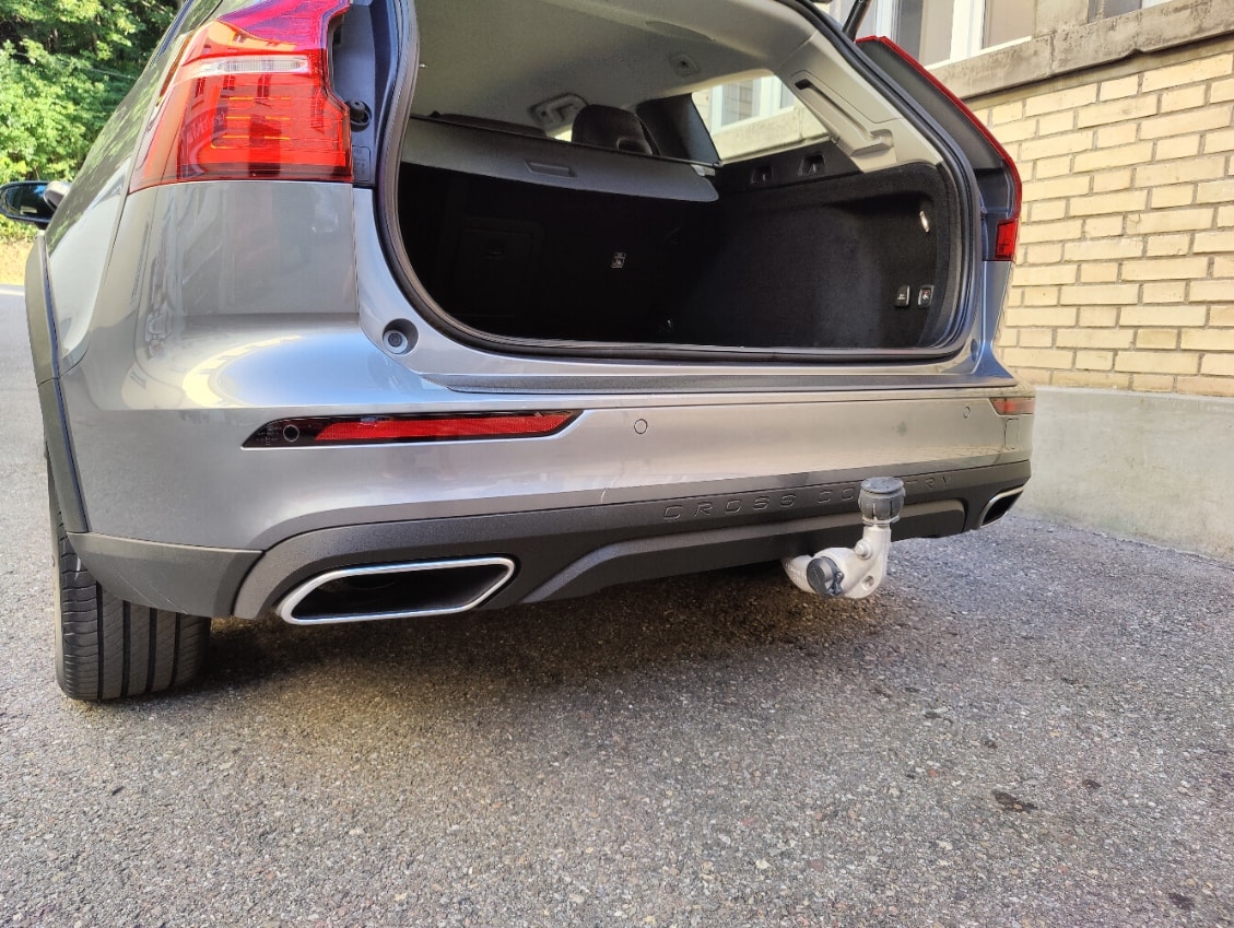 VOLVO 2.0 D4 AWD-image-5