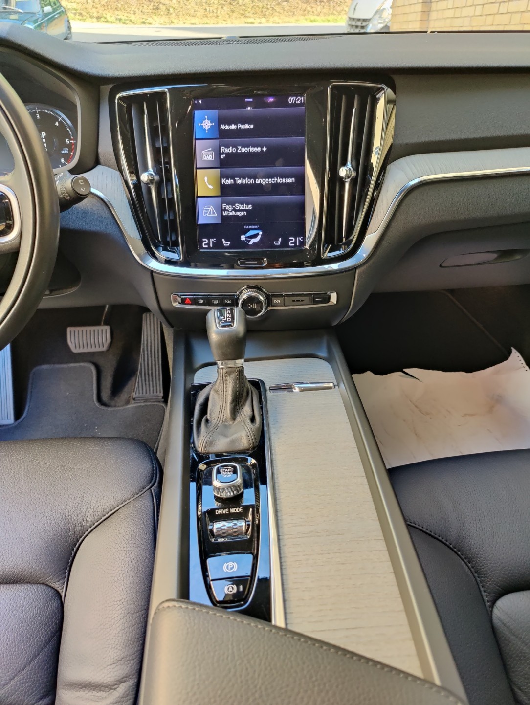 VOLVO 2.0 D4 AWD-image-10