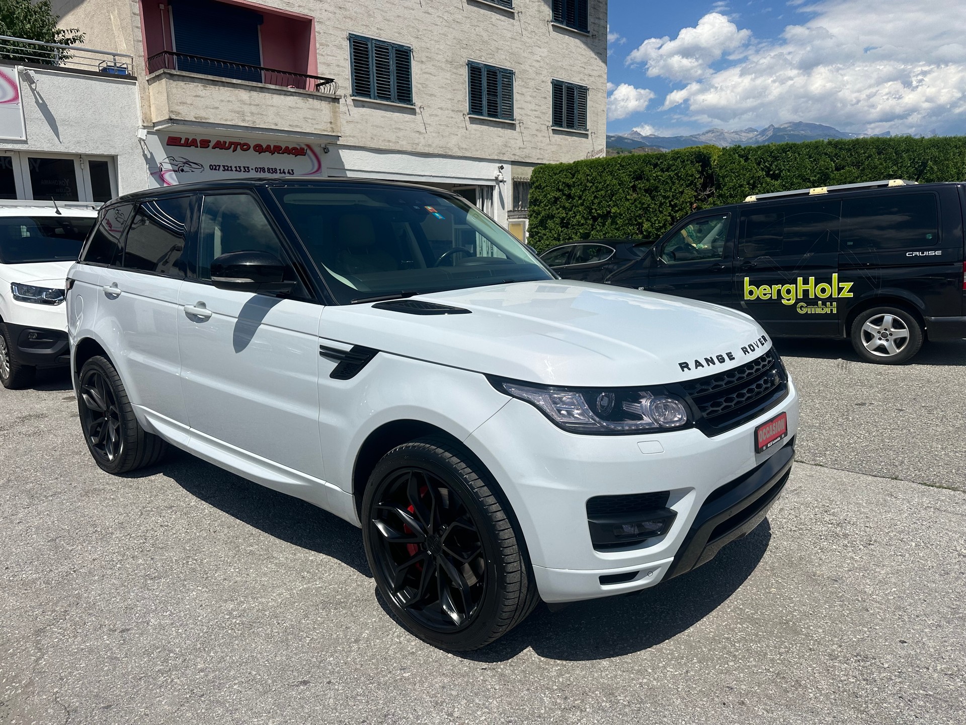LAND ROVER Range Rover Sport 3.0 SDV6 HSE Automatic-image-2