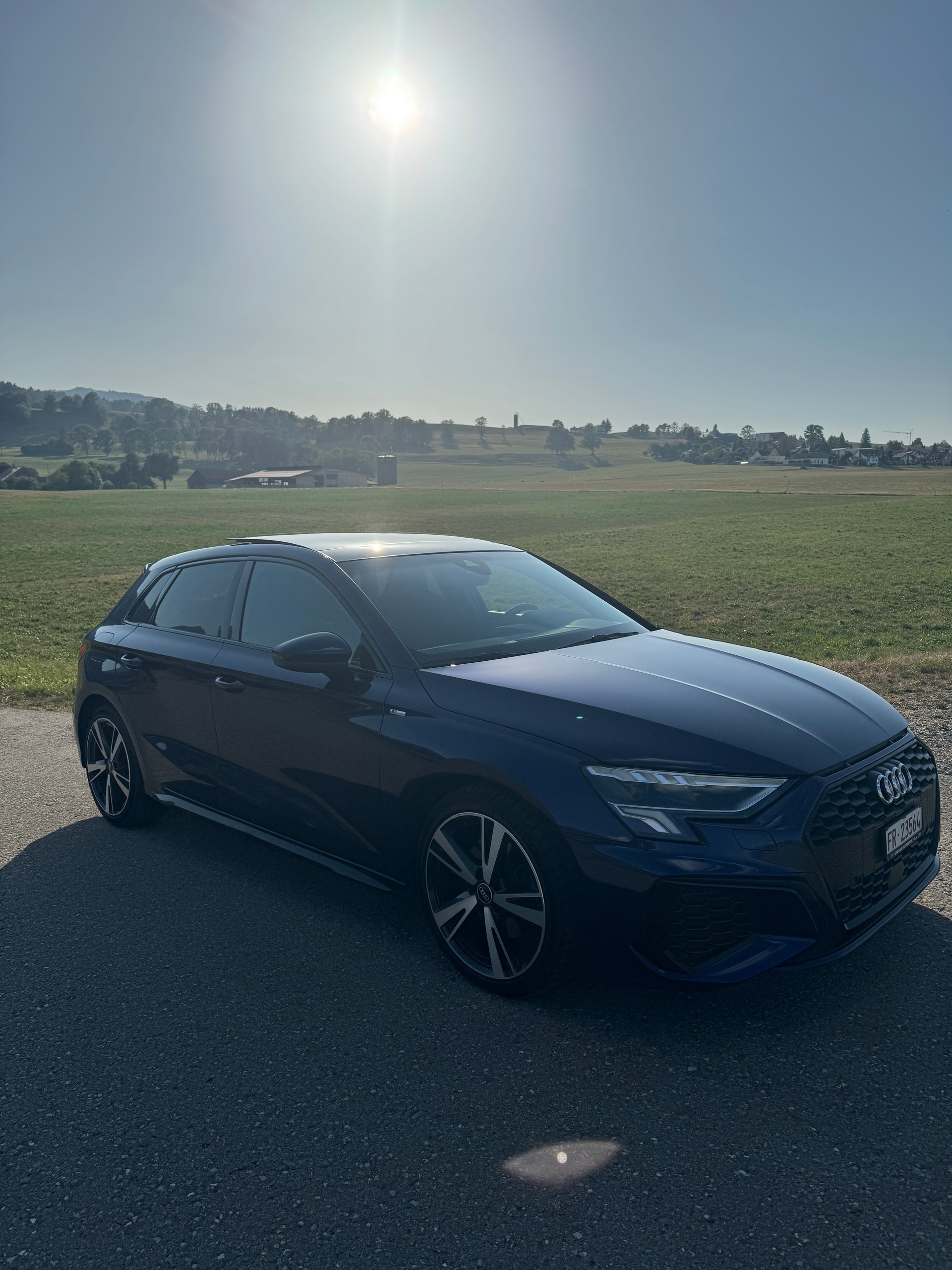 AUDI 1.5 35 TFSI S Line Attraction S-Tronic-image-2