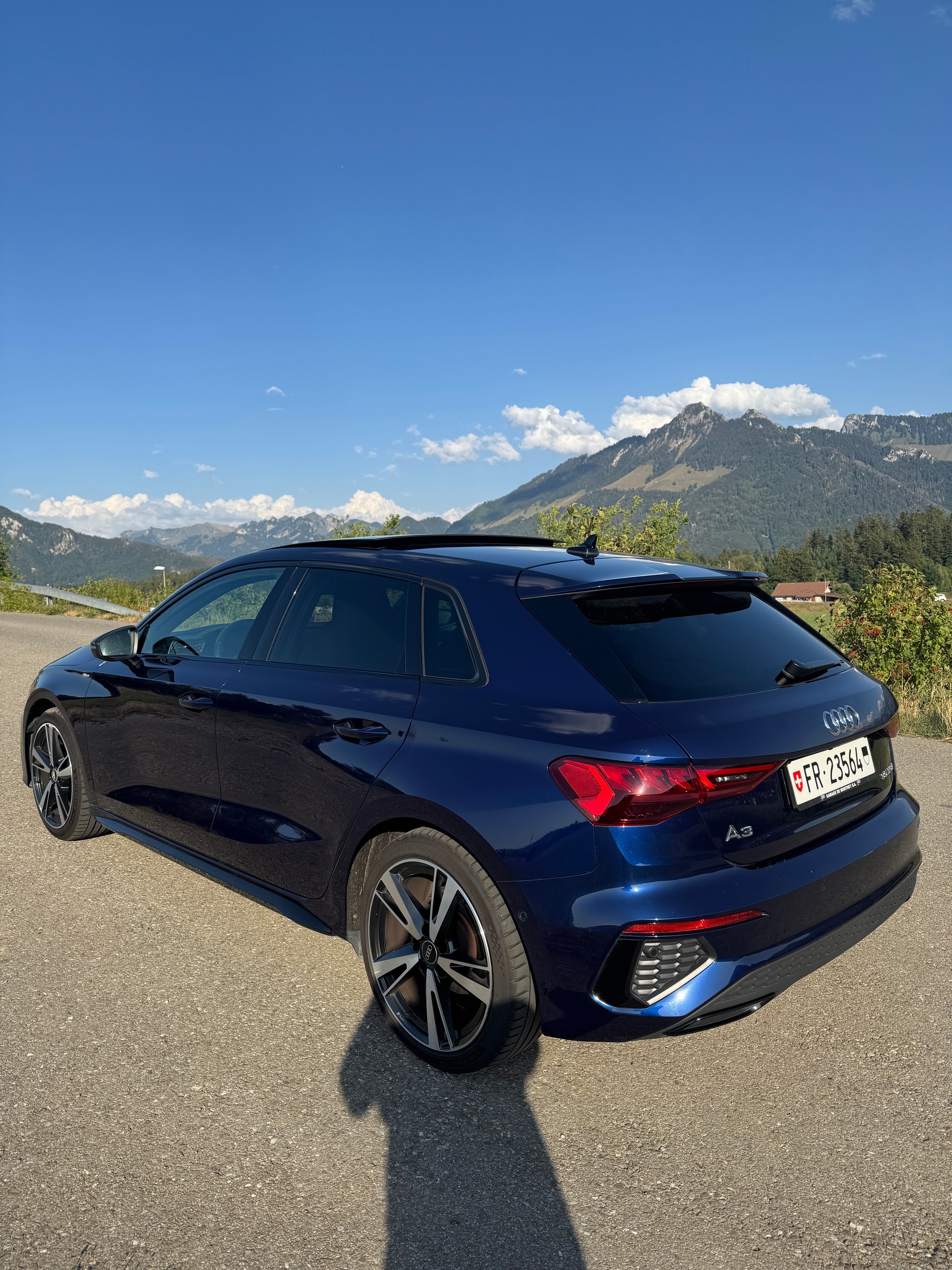 AUDI 1.5 35 TFSI S Line Attraction S-Tronic-image-1