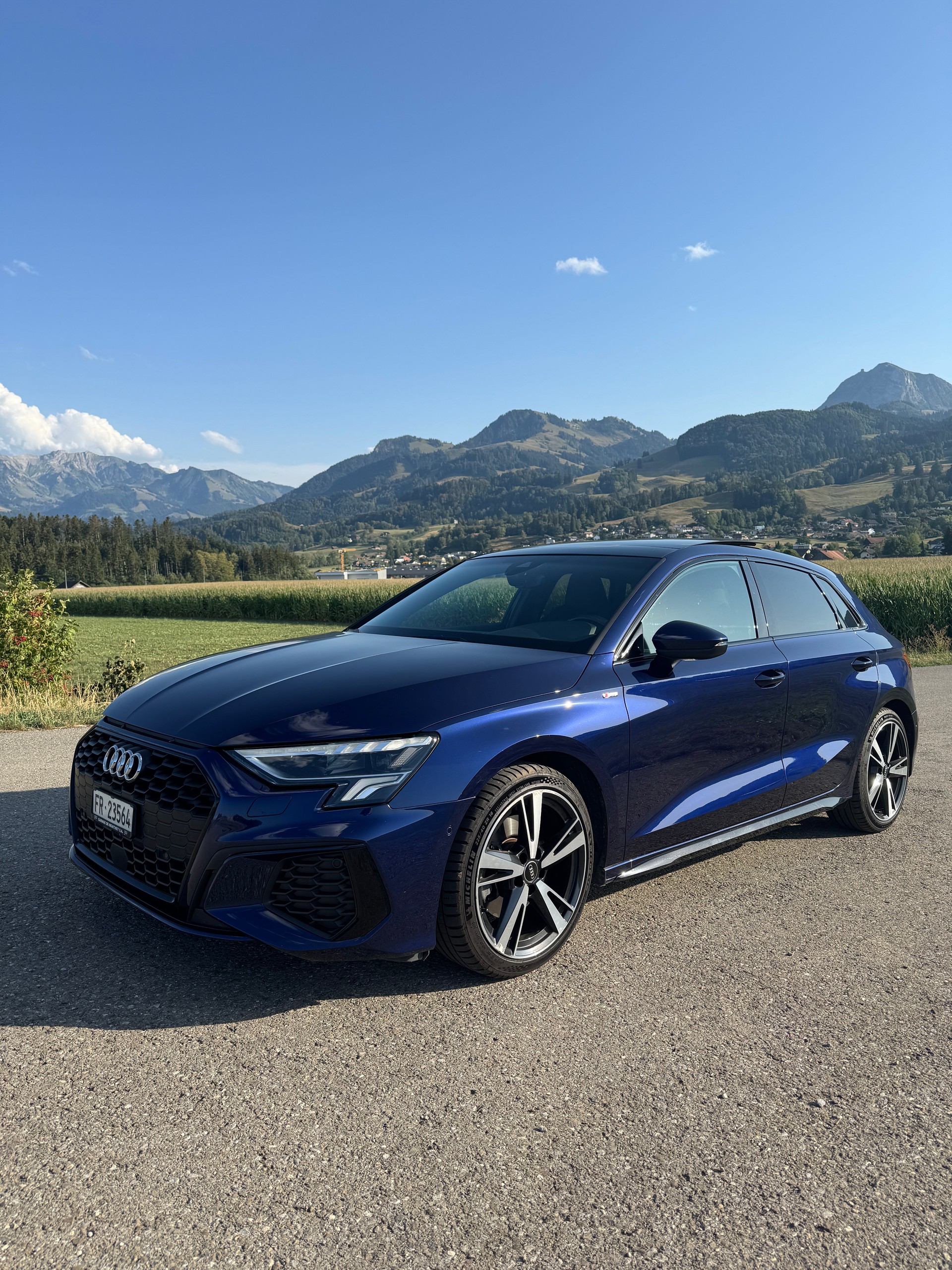 AUDI 1.5 35 TFSI S Line Attraction S-Tronic-image-0
