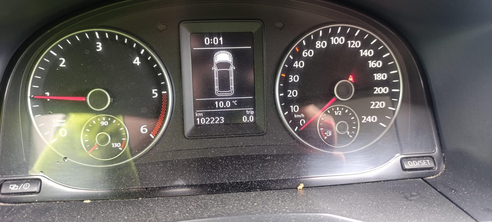 VW Caddy 2.0TDI 4Motion BlueMotion Technology-image-7