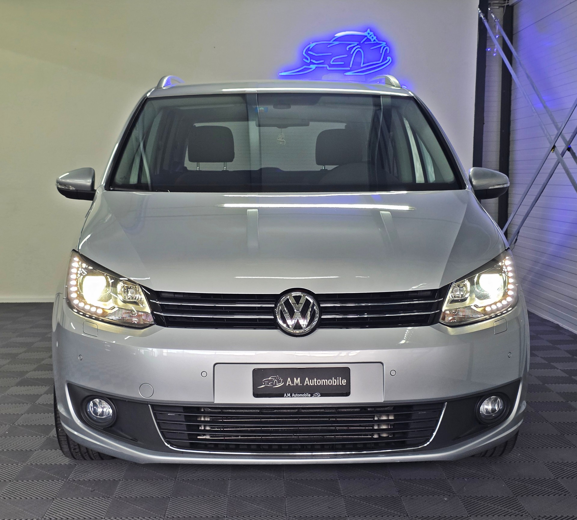 VW Touran 1.4 TSI Comfortline DSG-image-1