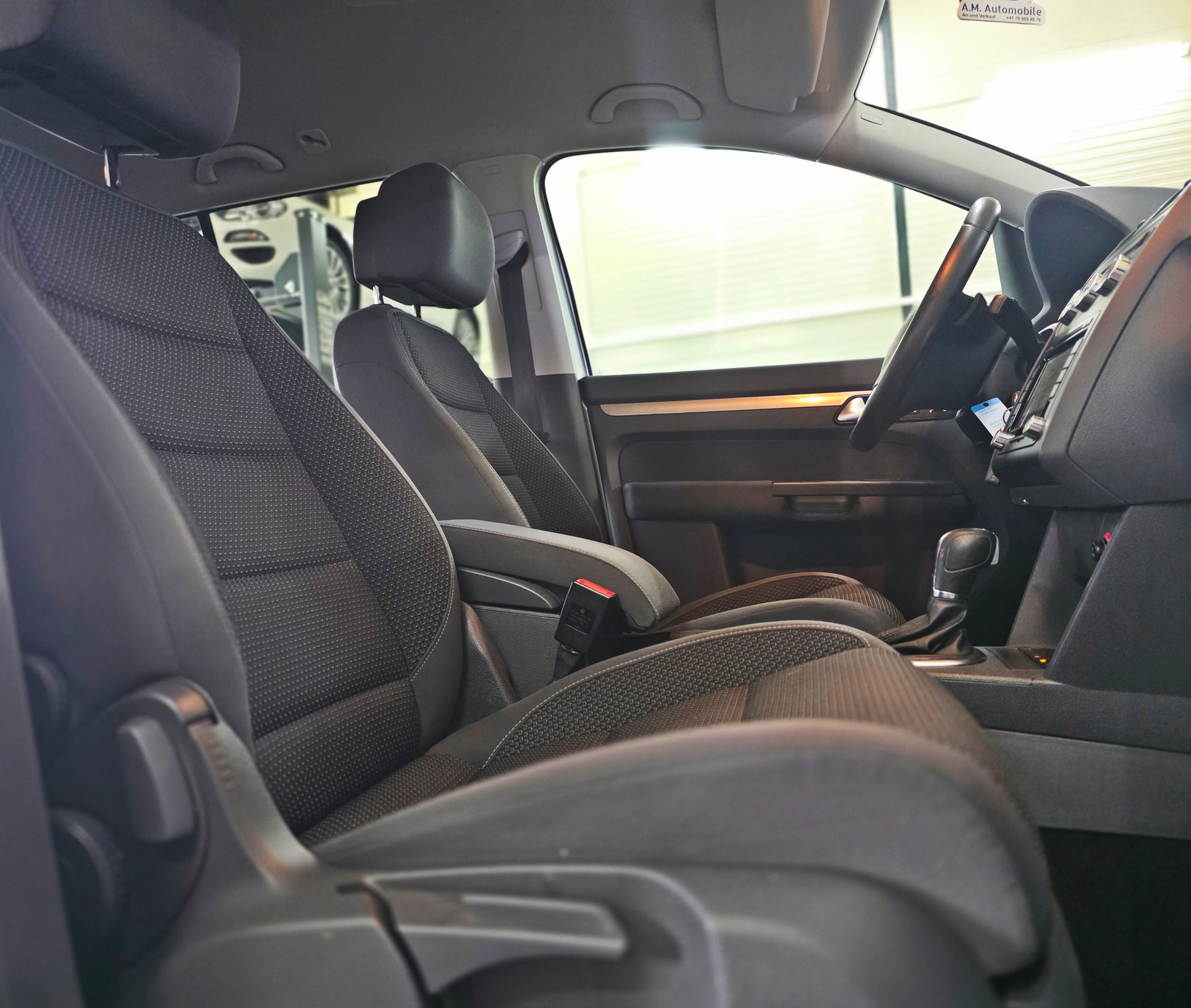 VW Touran 1.4 TSI Comfortline DSG-image-19