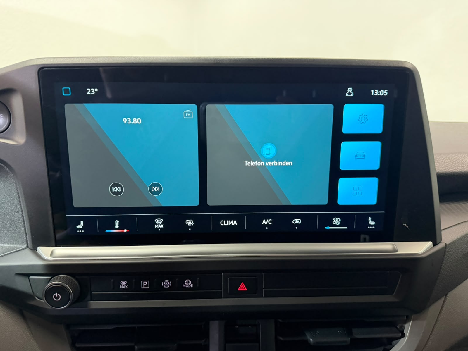 VW Transporter 2.0 TDI Lang-image-8