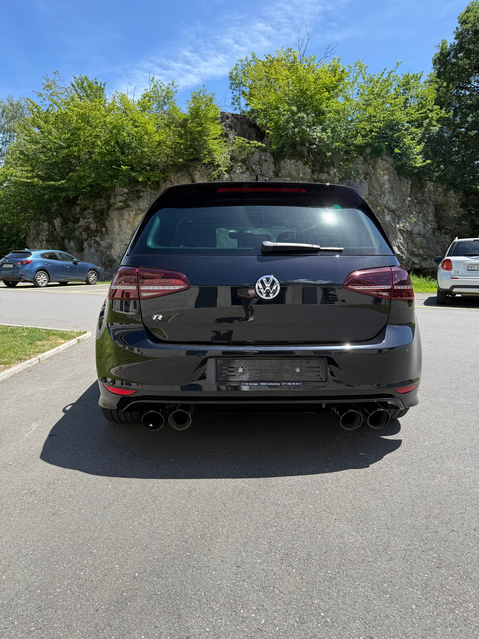VW 2.0 TSI R DSG 4motion-image-2
