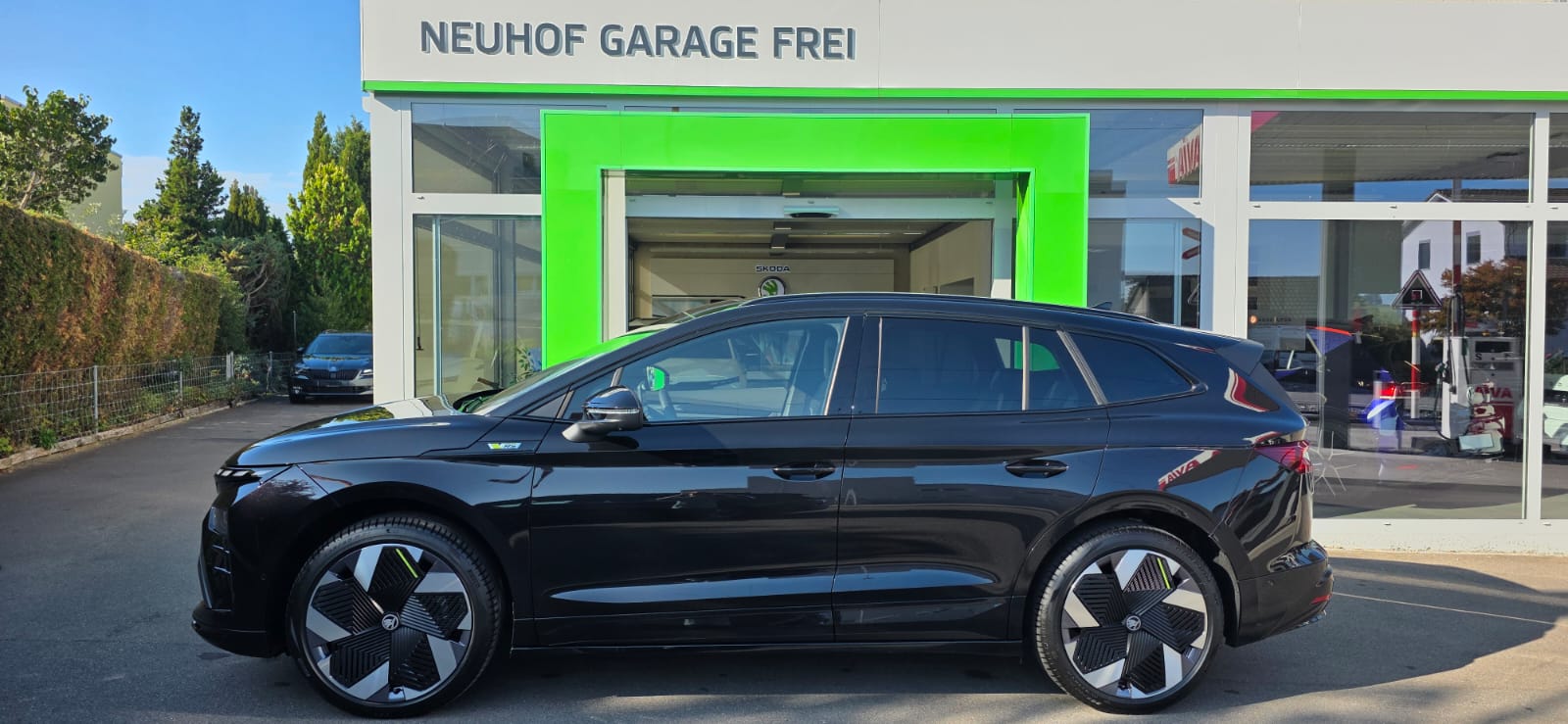 SKODA Enyaq 4x4 RS-image-4