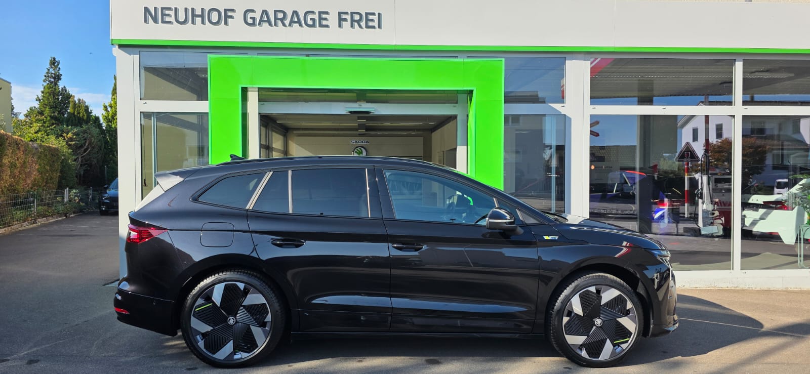 SKODA Enyaq 4x4 RS-image-1
