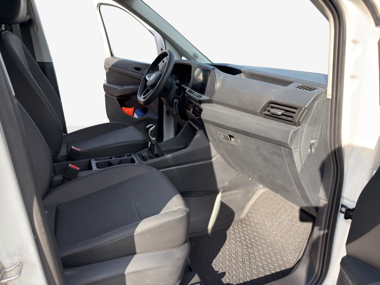 VW Caddy Cargo 2.0TDI-image-14