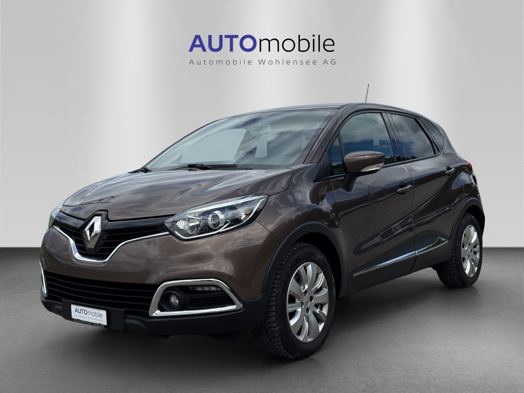 RENAULT Captur 1.2 T 16V Privilège EDC-image-1