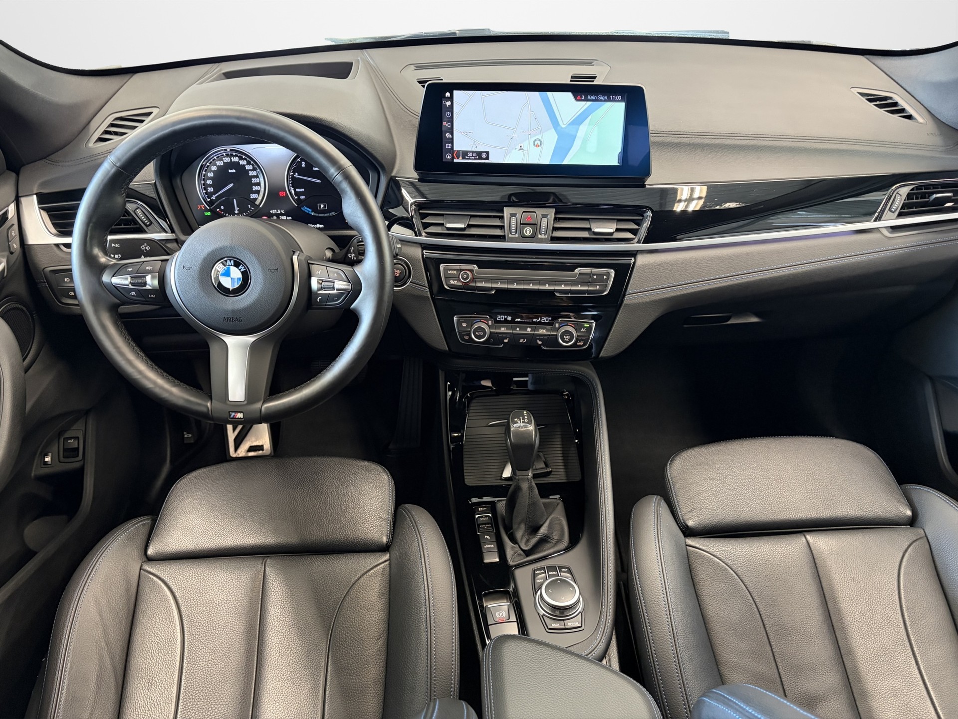BMW X1 xDrive 25e M Sport Steptronic-image-10