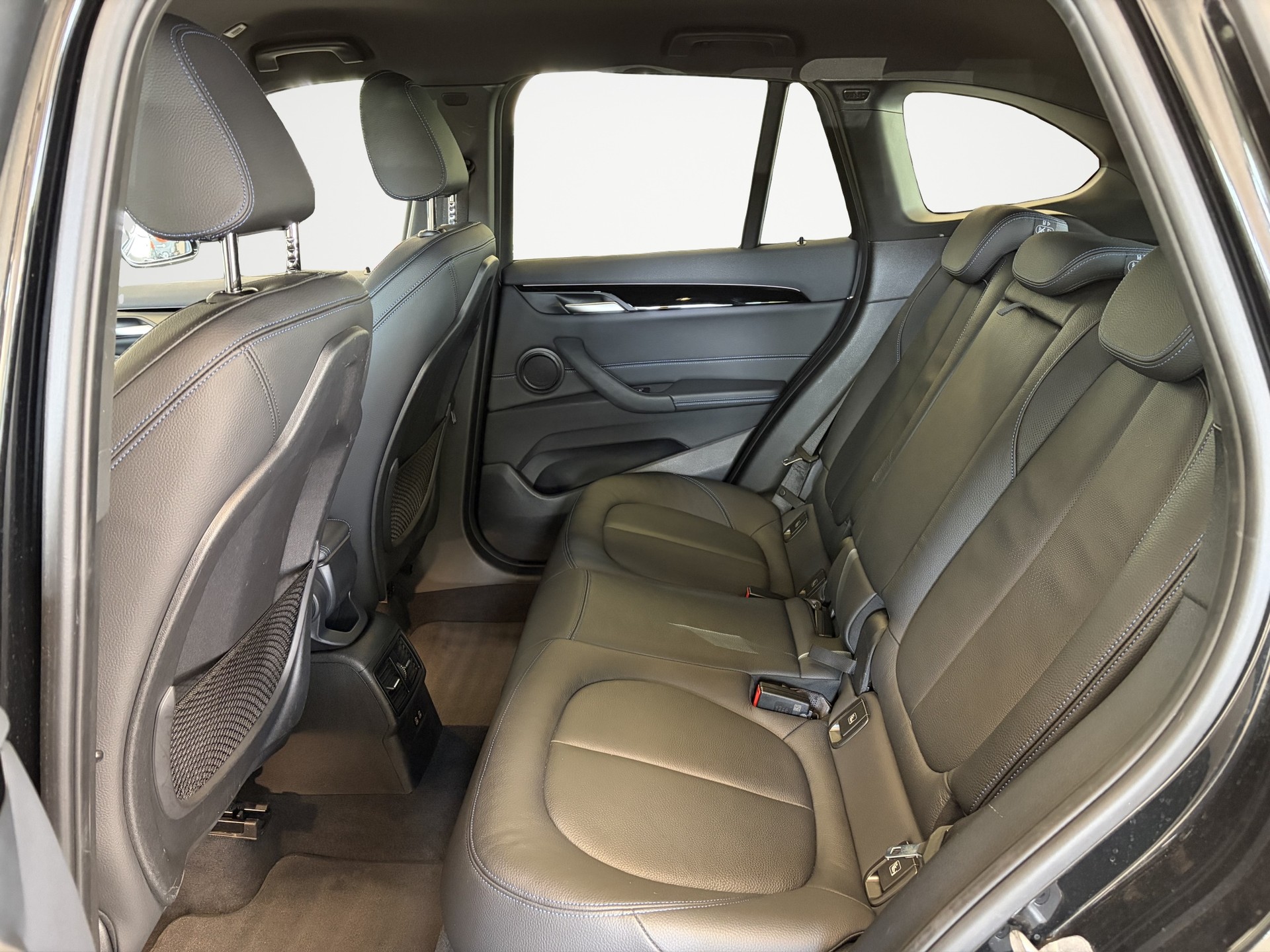 BMW X1 xDrive 25e M Sport Steptronic-image-13