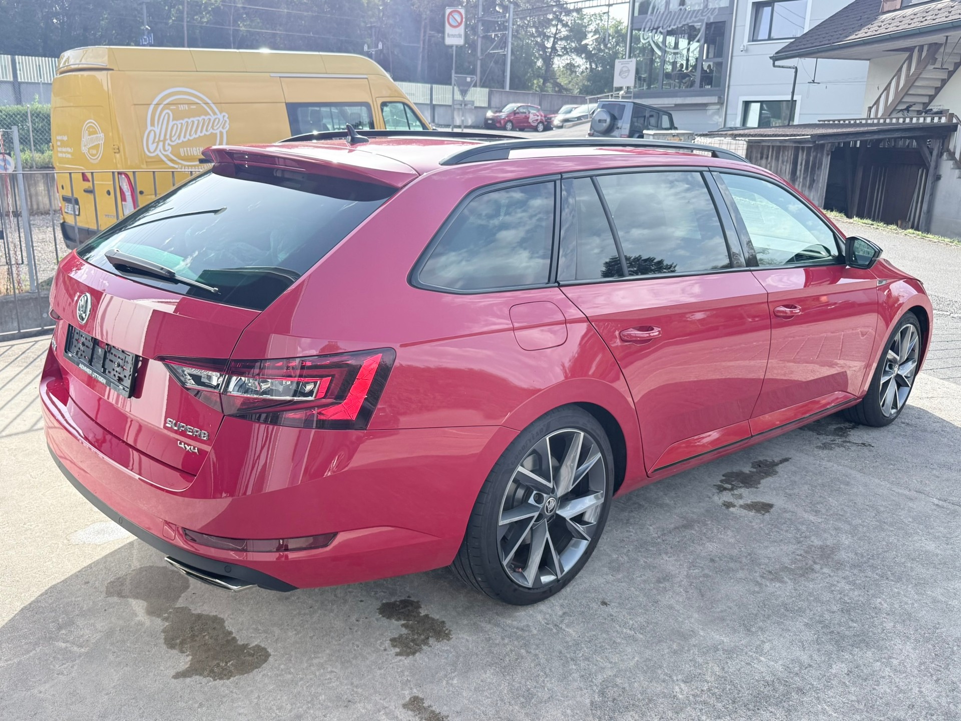 SKODA Superb Combi 2.0 TSI Ambition DSG 4x4-image-6