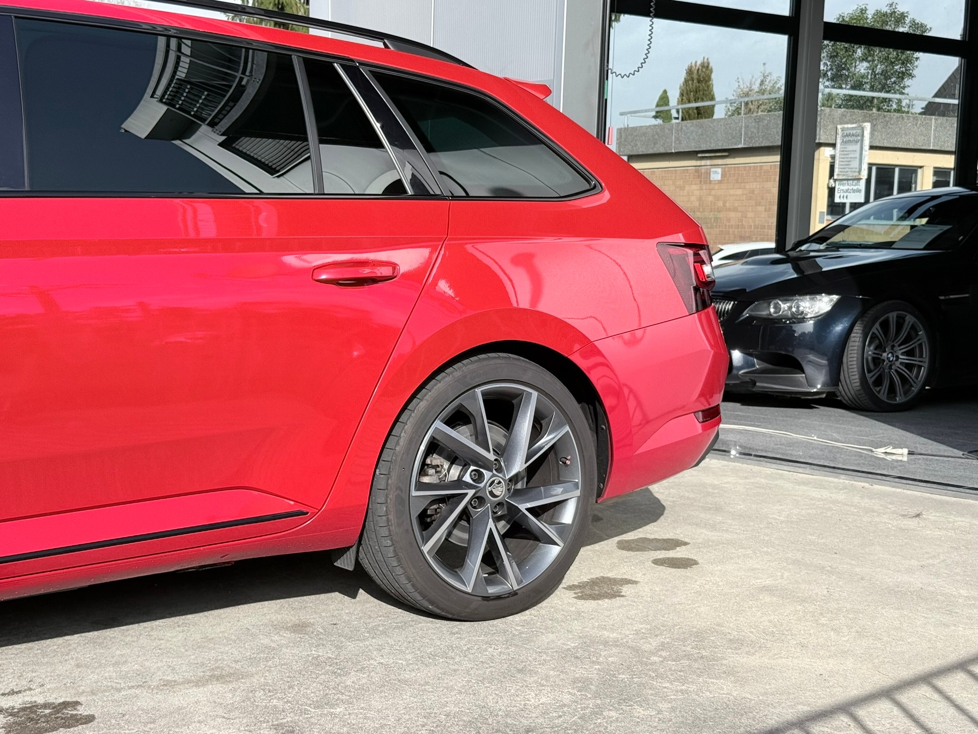 SKODA Superb Combi 2.0 TSI Ambition DSG 4x4-image-11