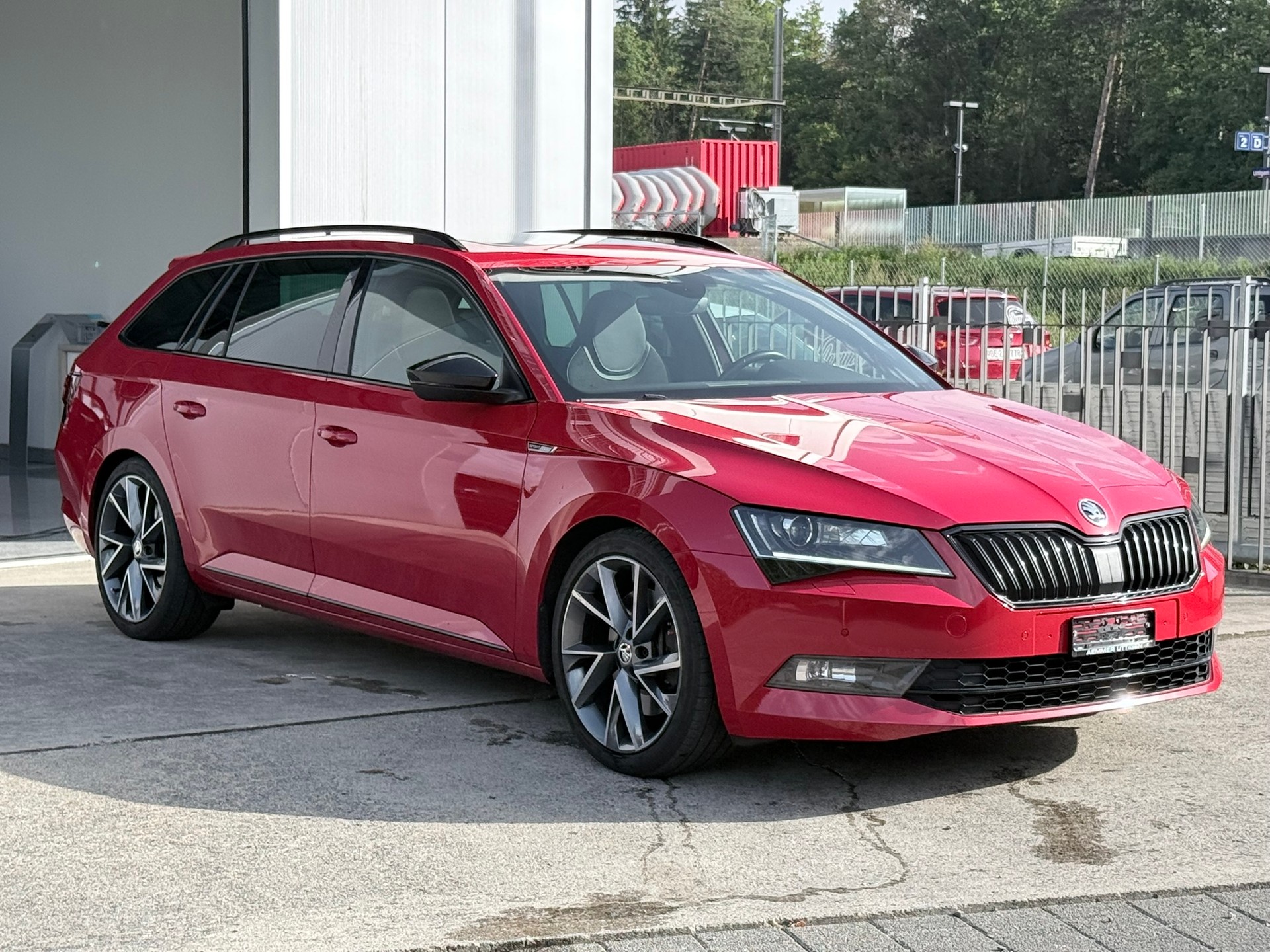 SKODA Superb Combi 2.0 TSI Ambition DSG 4x4-showroom-element-2