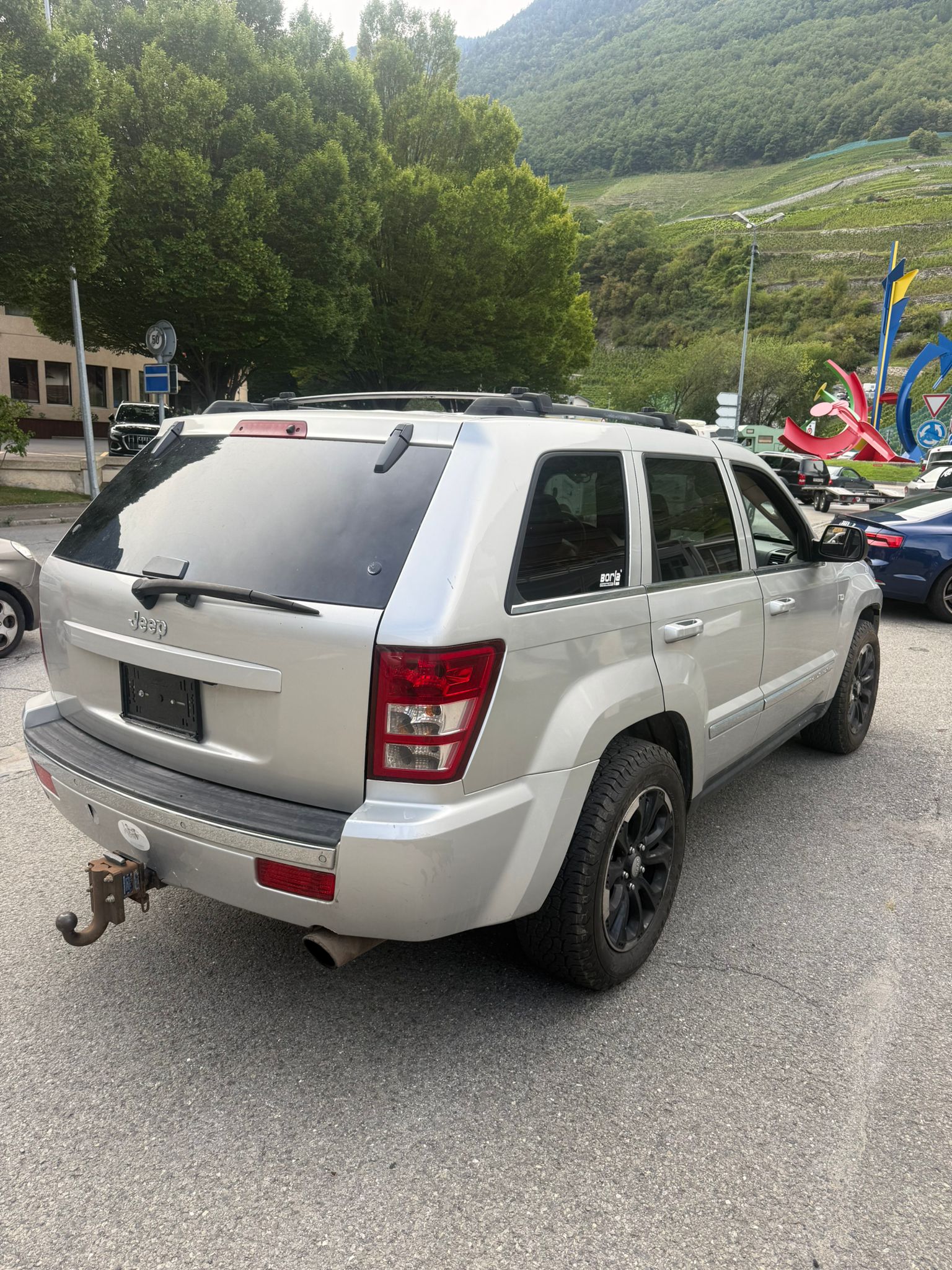 JEEP Grand Cherokee 5.7 HEMI Limited Automatic-image-5