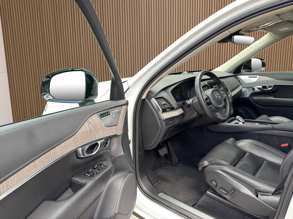 VOLVO XC90 2.0 T8 TE XCLUSIVE Dark 7P. eAWD-image-10