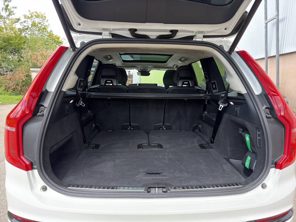 VOLVO XC90 2.0 T8 TE XCLUSIVE Dark 7P. eAWD-image-21