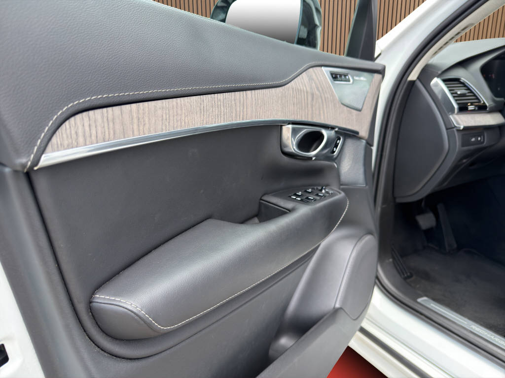 VOLVO XC90 2.0 T8 TE XCLUSIVE Dark 7P. eAWD-image-20