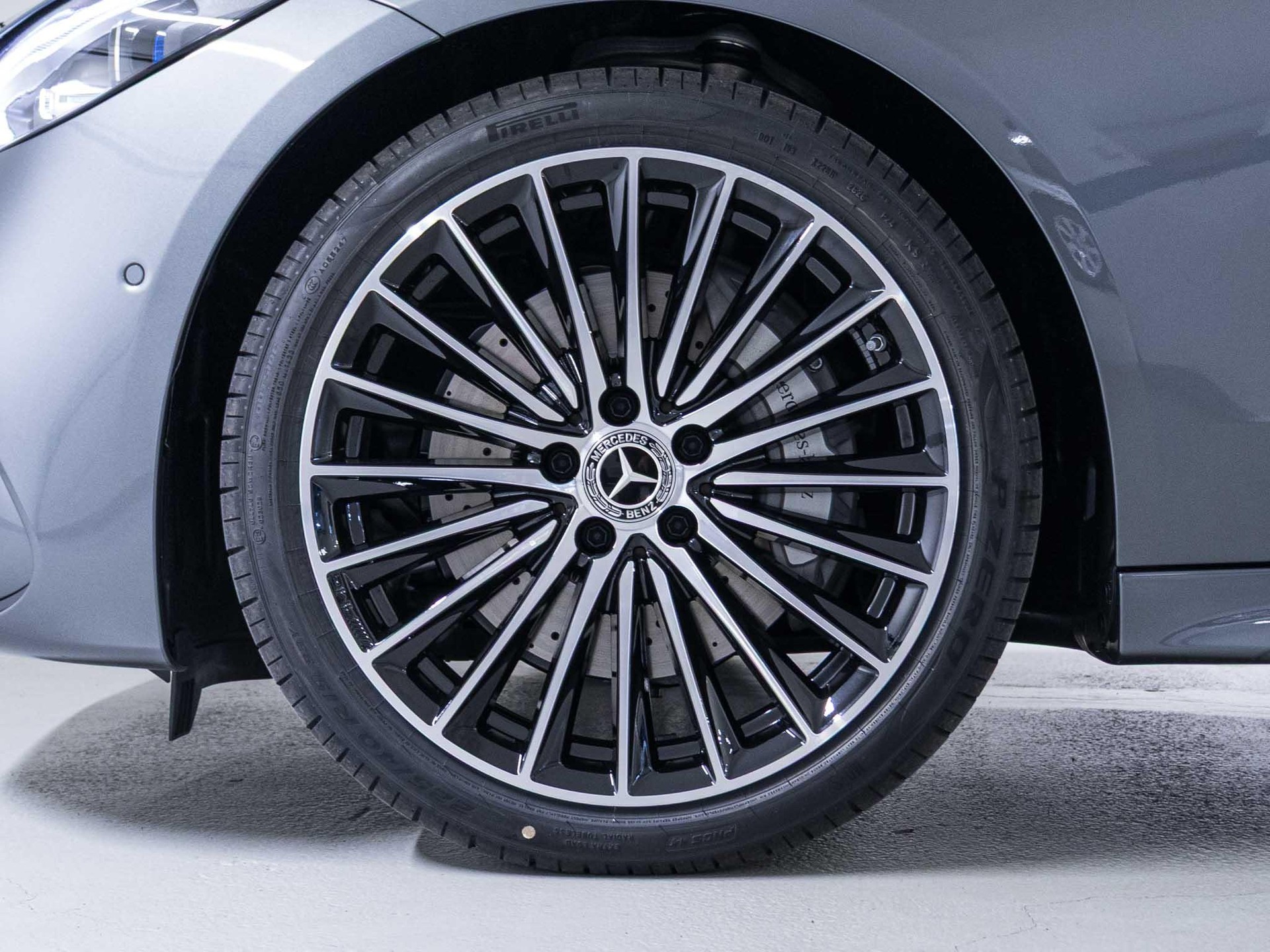 MERCEDES-BENZ C 220 d 4MATIC T-Modell Swiss Star-image-14