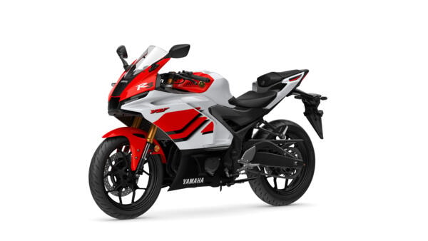 YAMAHA YZF-R3-showroom-element-3
