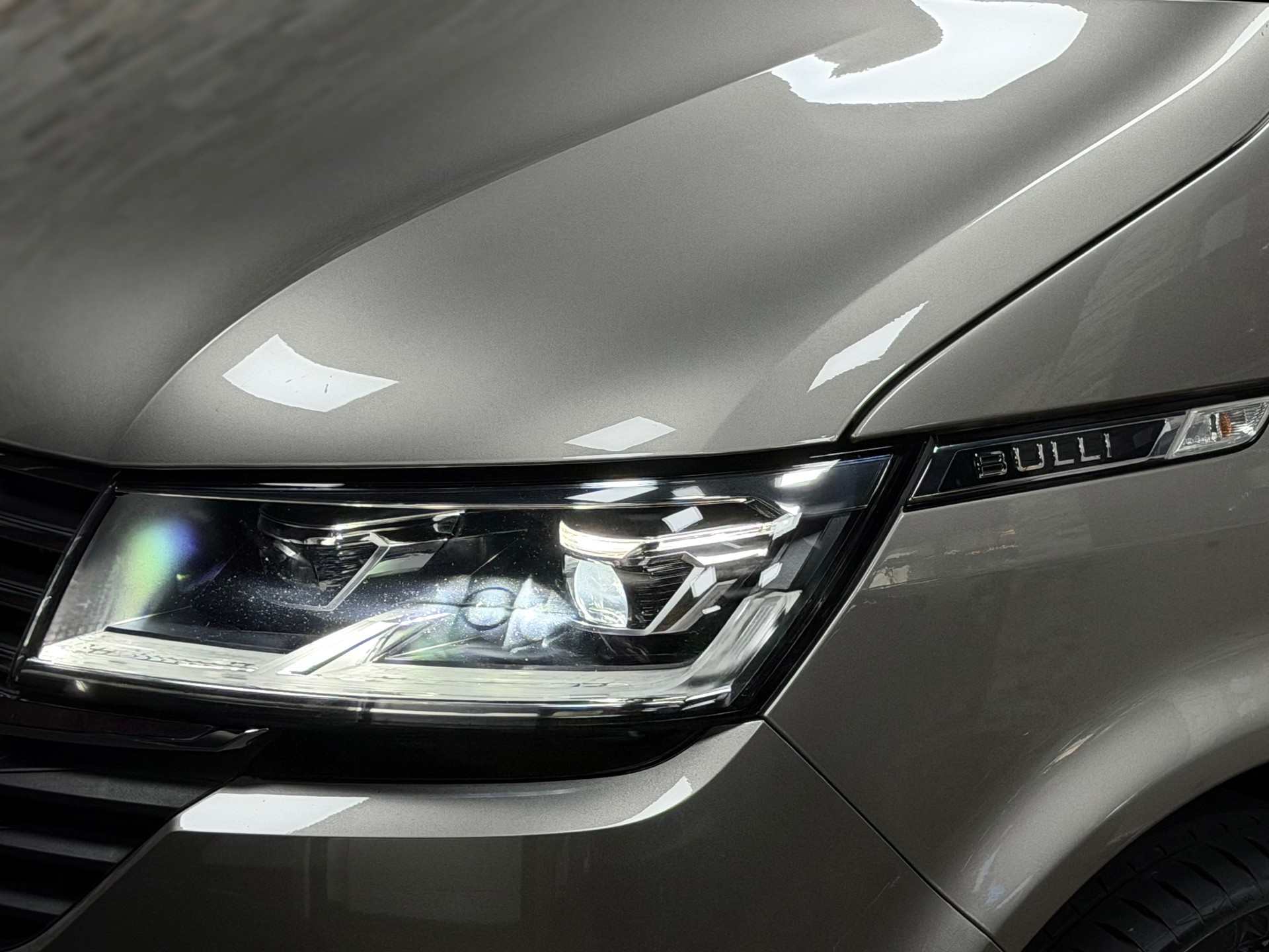 VW T6.1 Multivan 2.0 Bi-TDI Highline Liberty 4Mot. DSG - BULLI Sonderausstattung-image-7