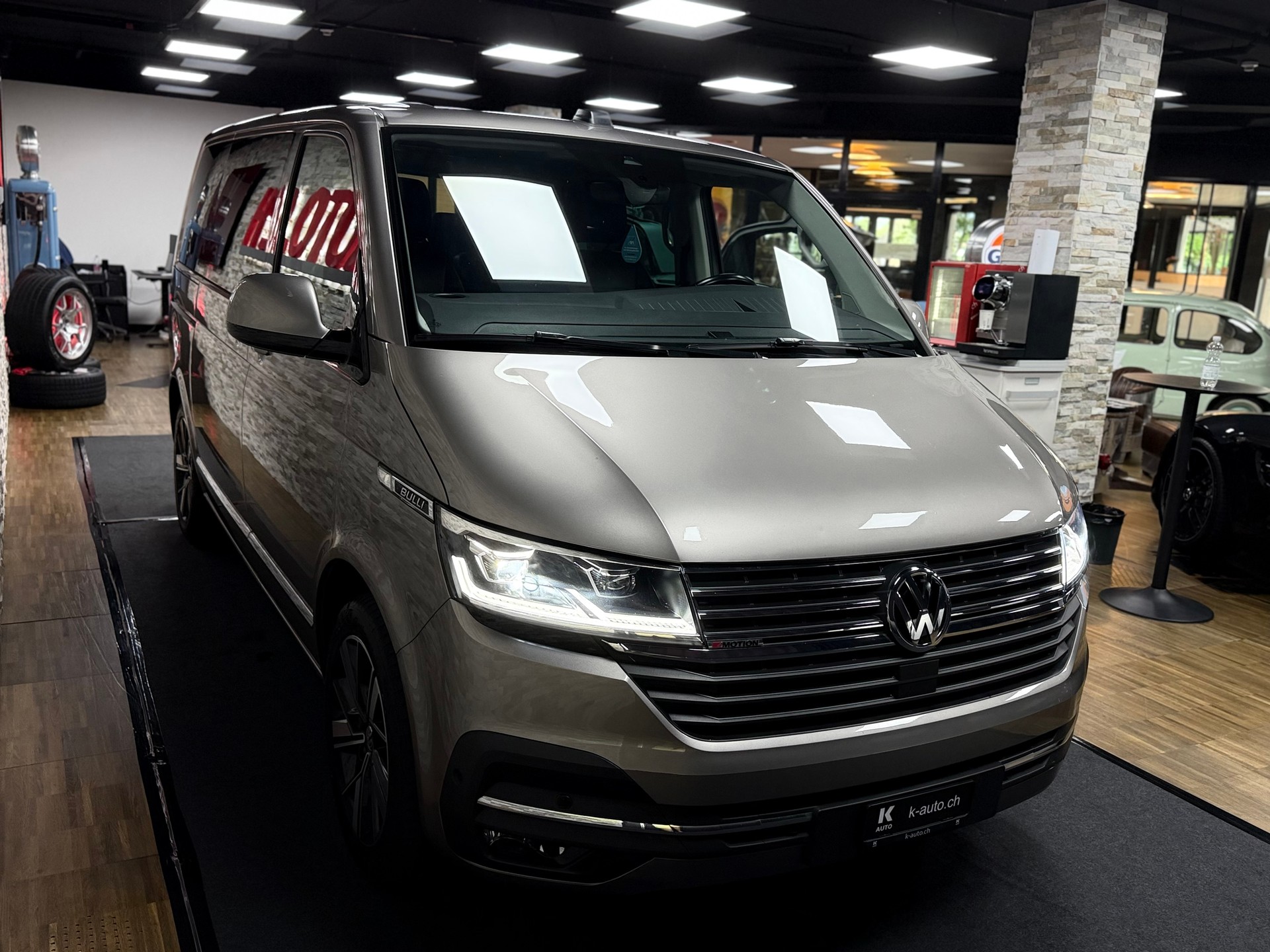 VW T6.1 Multivan 2.0 Bi-TDI Highline Liberty 4Mot. DSG - BULLI Sonderausstattung-image-6