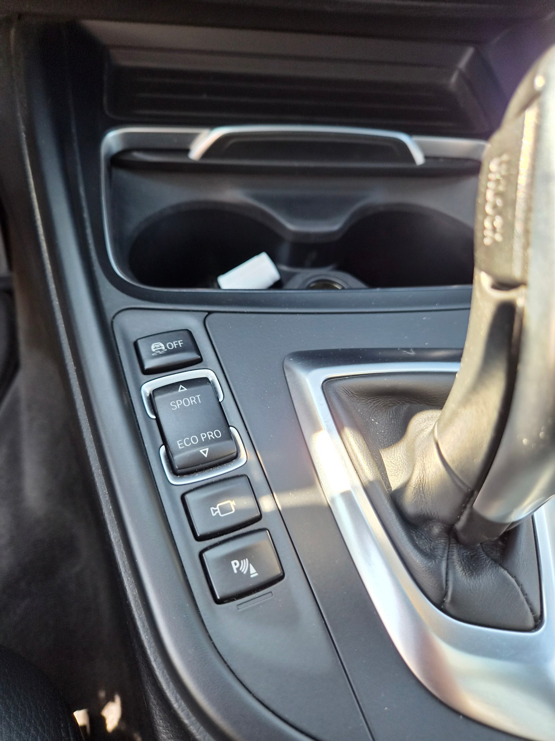 BMW 330d xDrive-image-7
