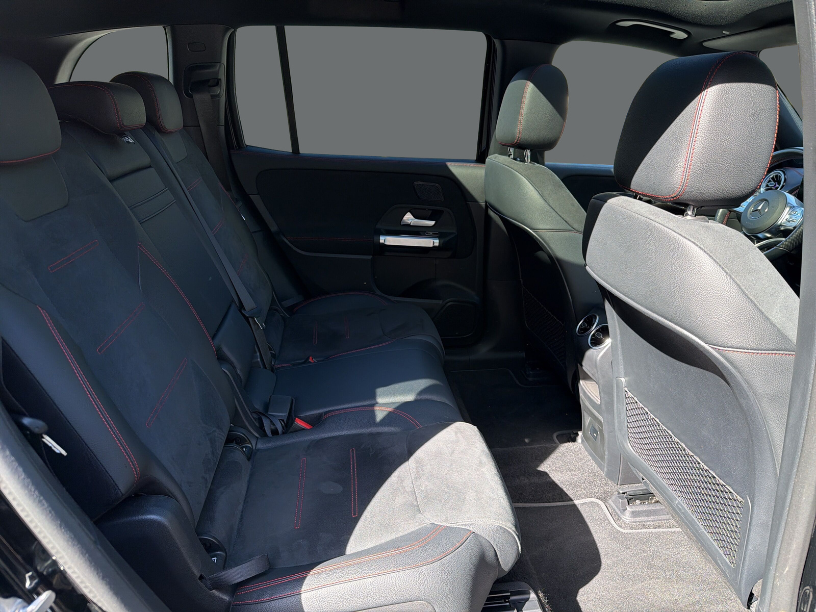 MERCEDES-BENZ EQB 350 AMG Line 4Matic-image-17