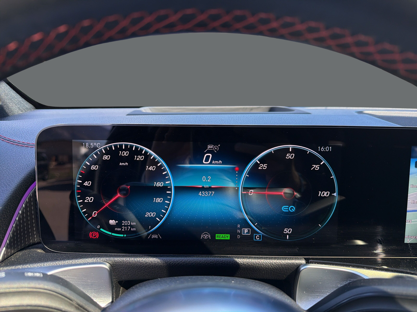 MERCEDES-BENZ EQB 350 AMG Line 4Matic-image-10