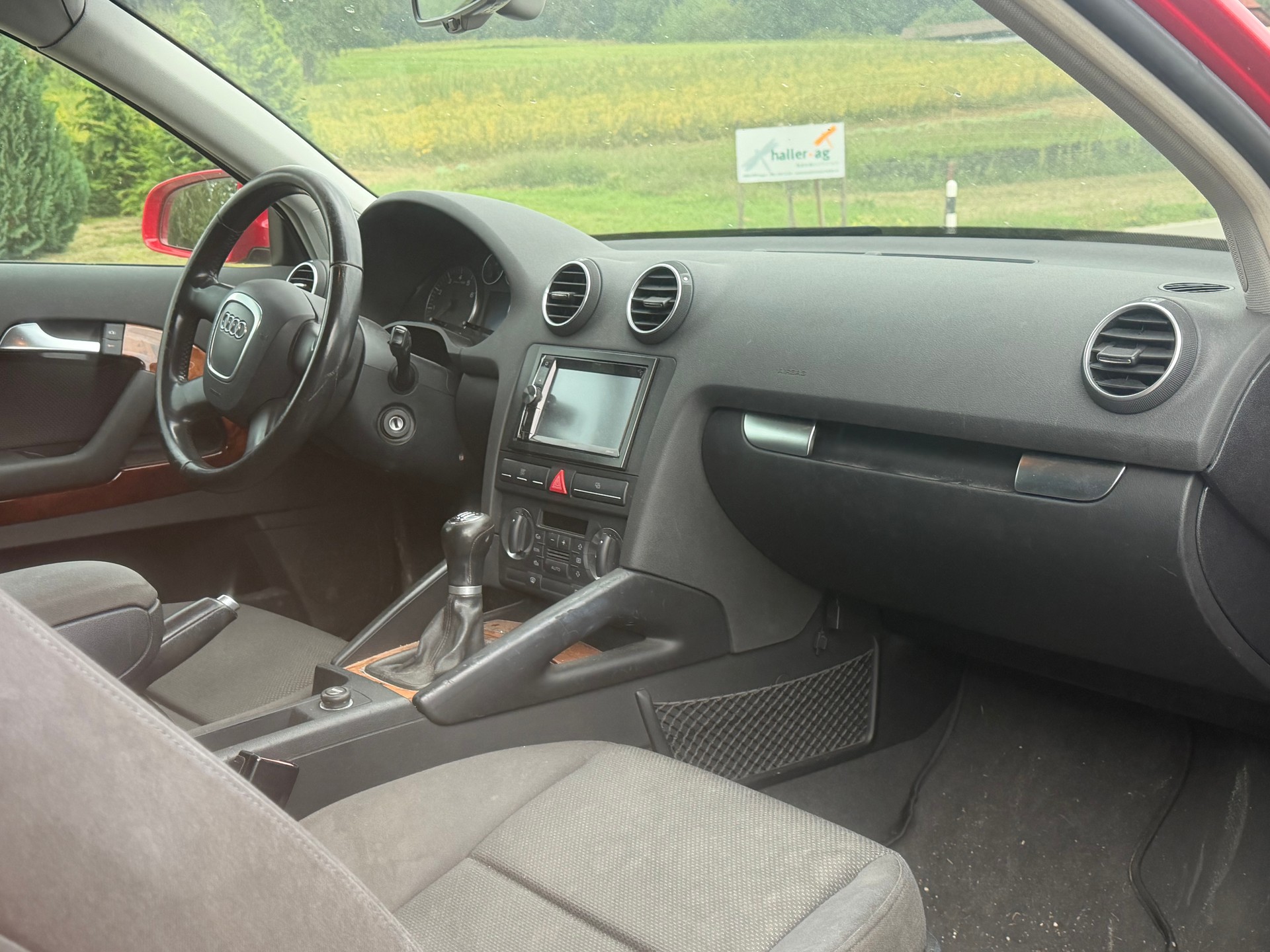 AUDI A3 1.6 FSI Ambition-image-2