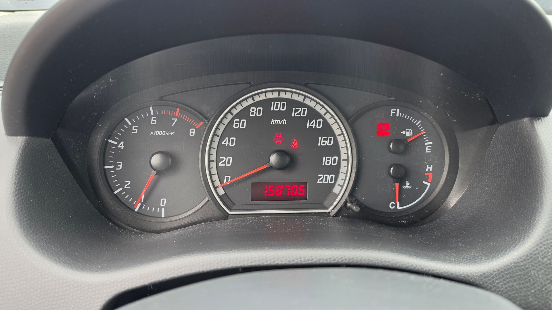 SUZUKI Swift 1.5i 16V VVT GL Top-image-9