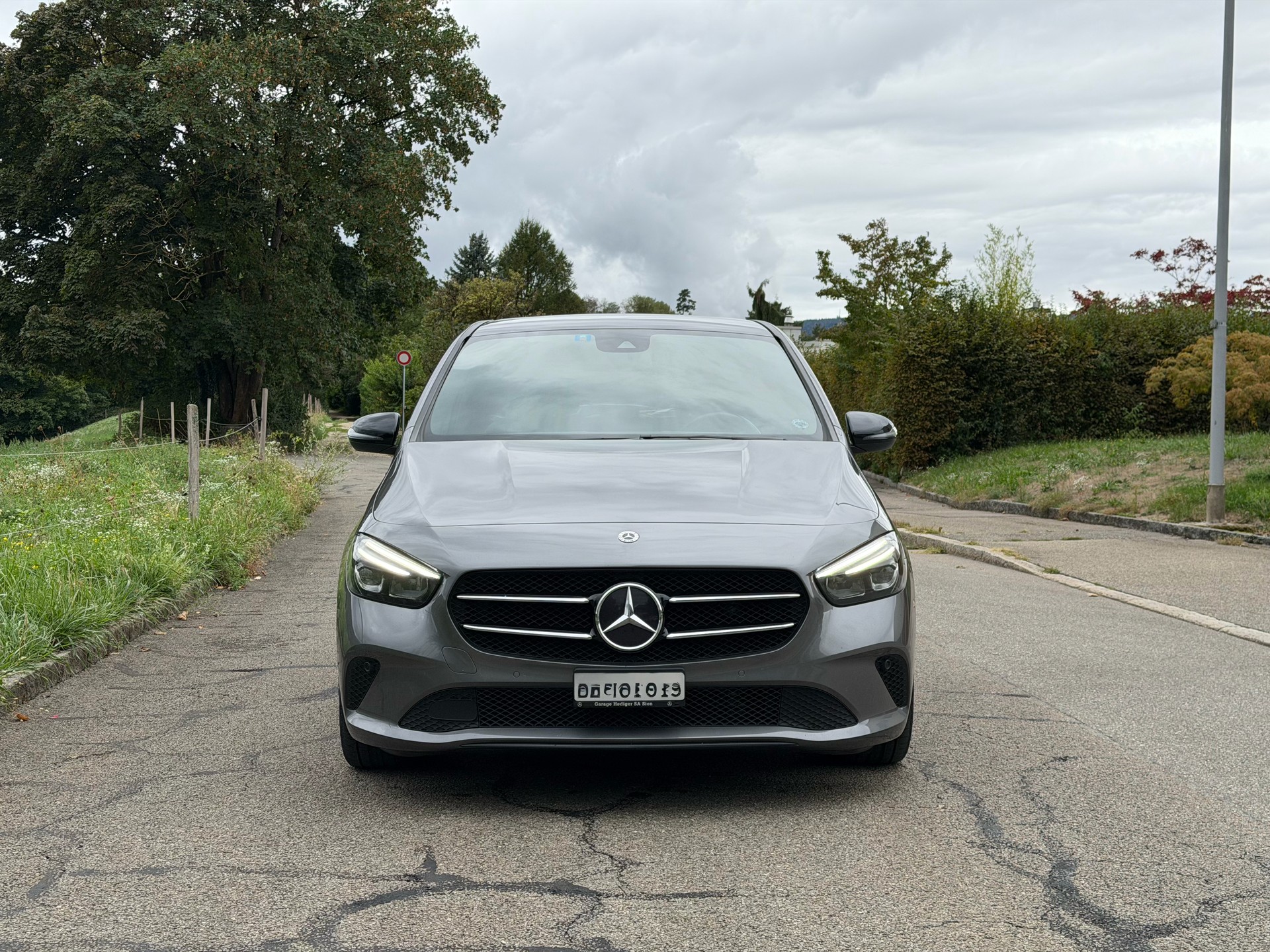 MERCEDES-BENZ B 200 d Night Star-image-1