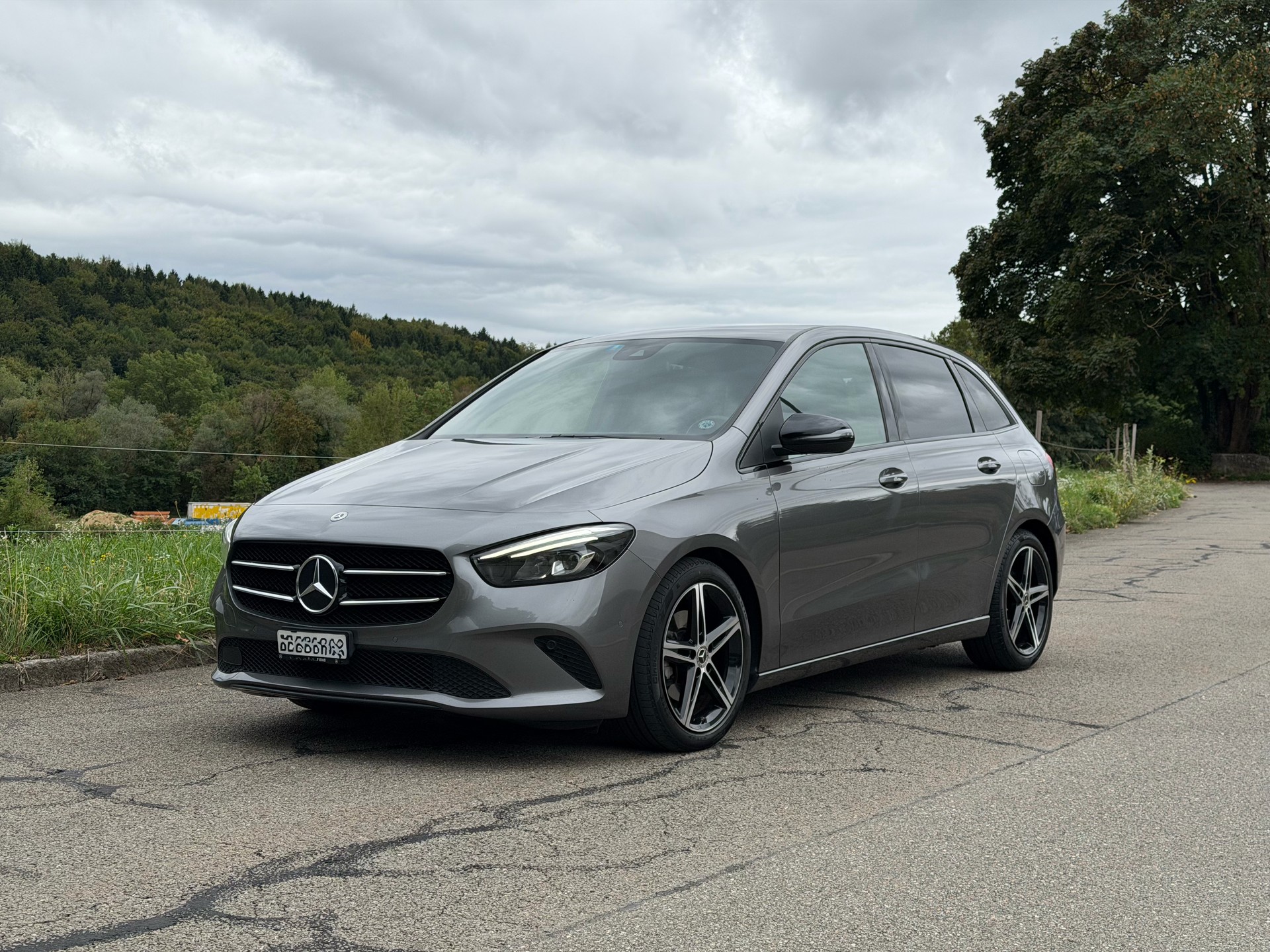 MERCEDES-BENZ B 200 d Night Star-image-0