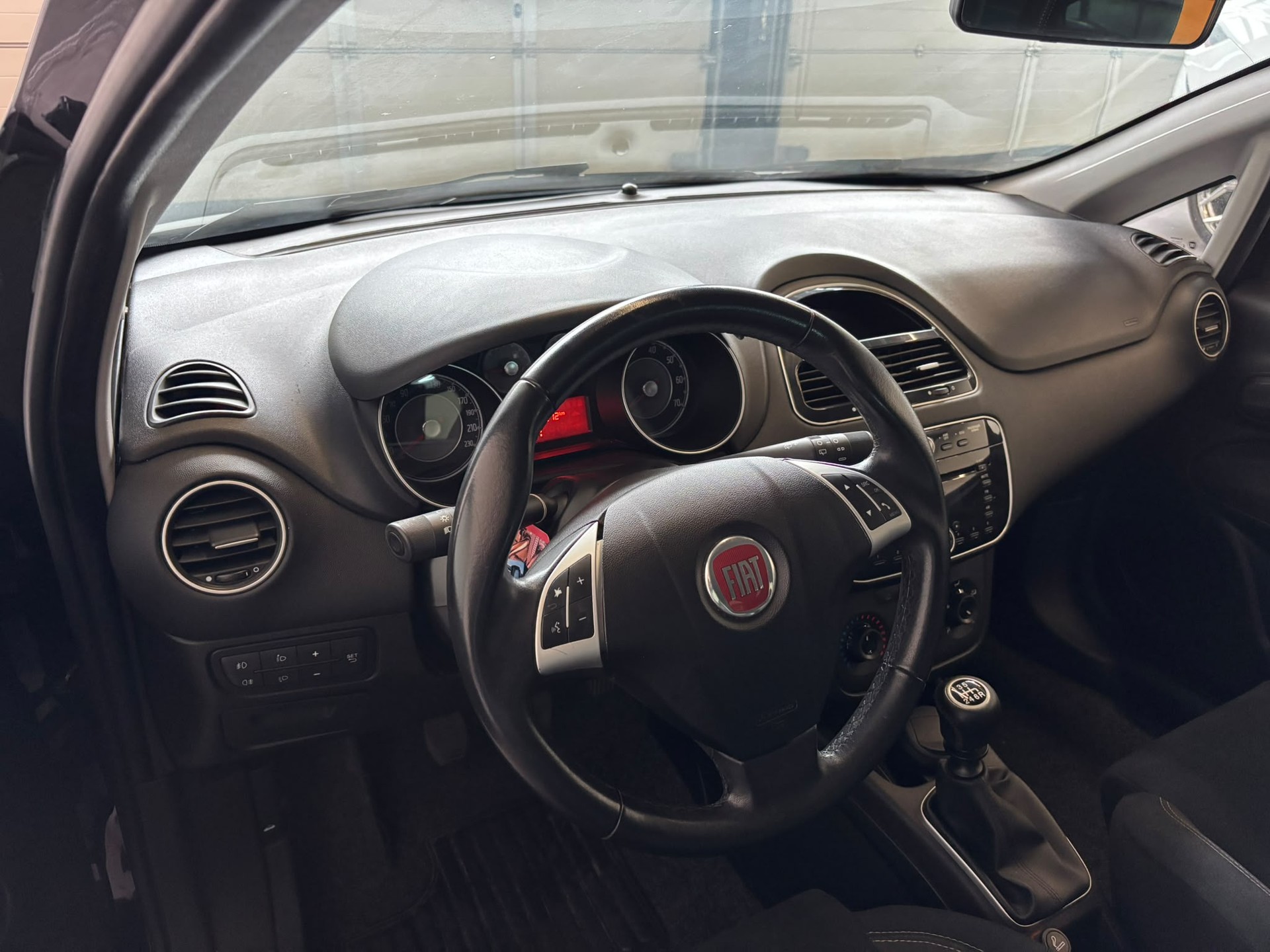 FIAT Punto 0.9 Twinair MYSTYLE-image-7