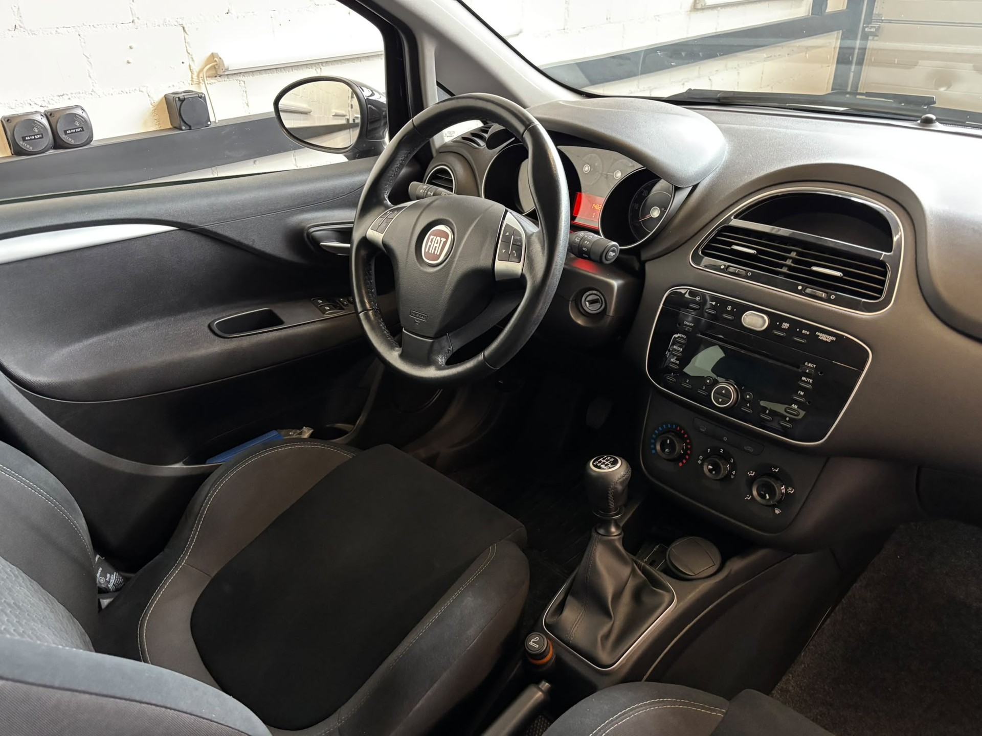 FIAT Punto 0.9 Twinair MYSTYLE-image-5