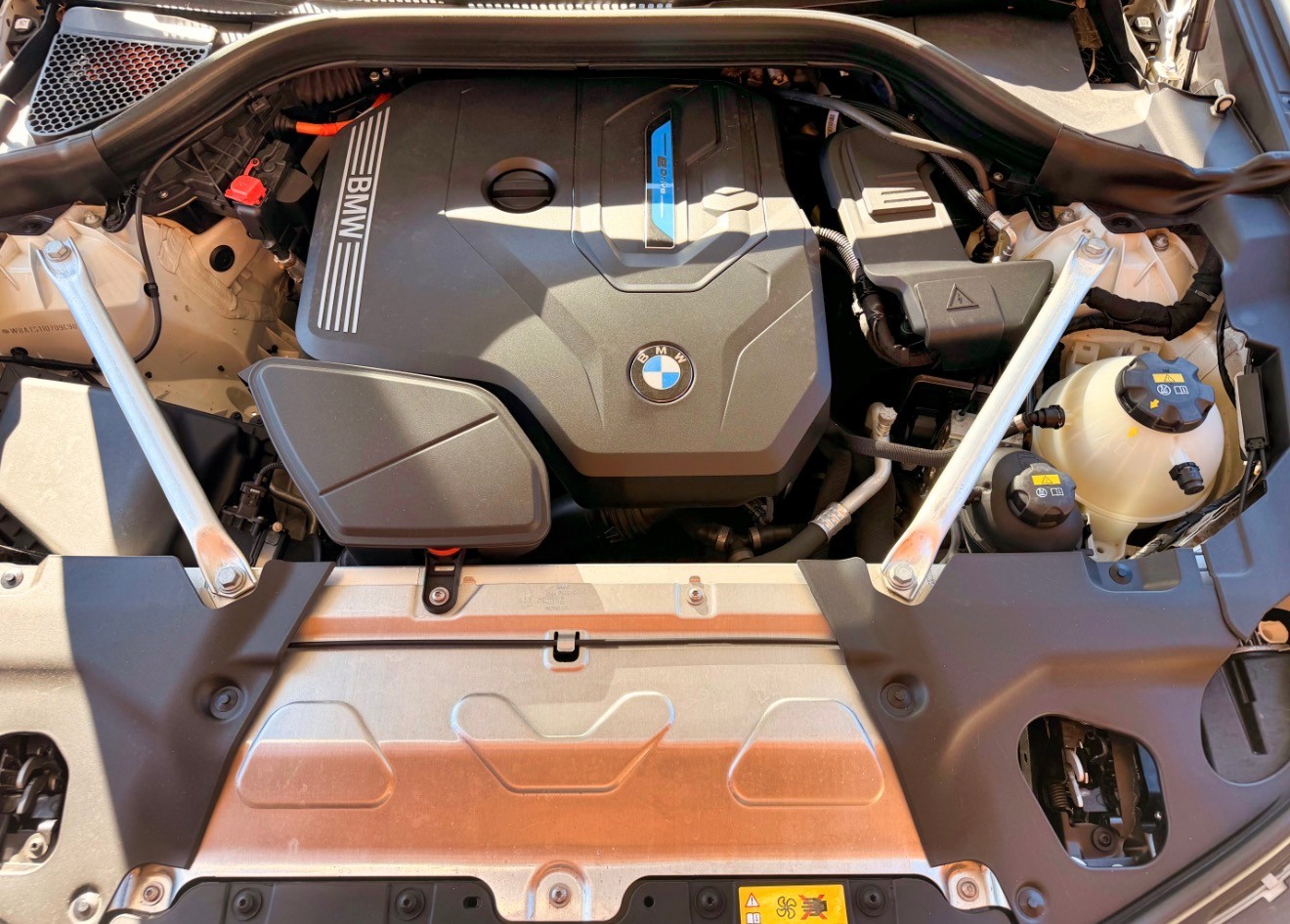 BMW 30e xDrive M sport-image-5