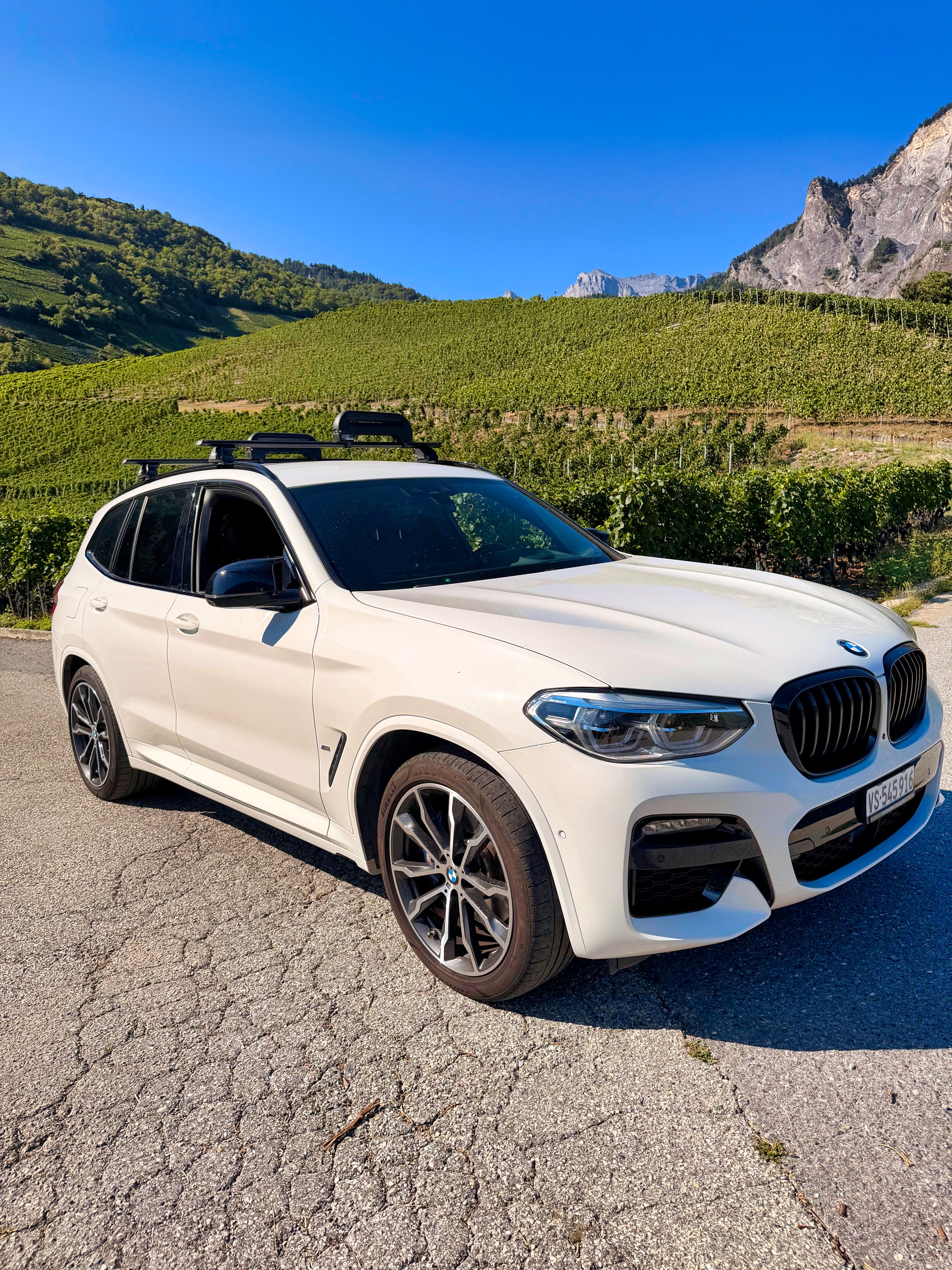 BMW 30e xDrive M sport-image-0