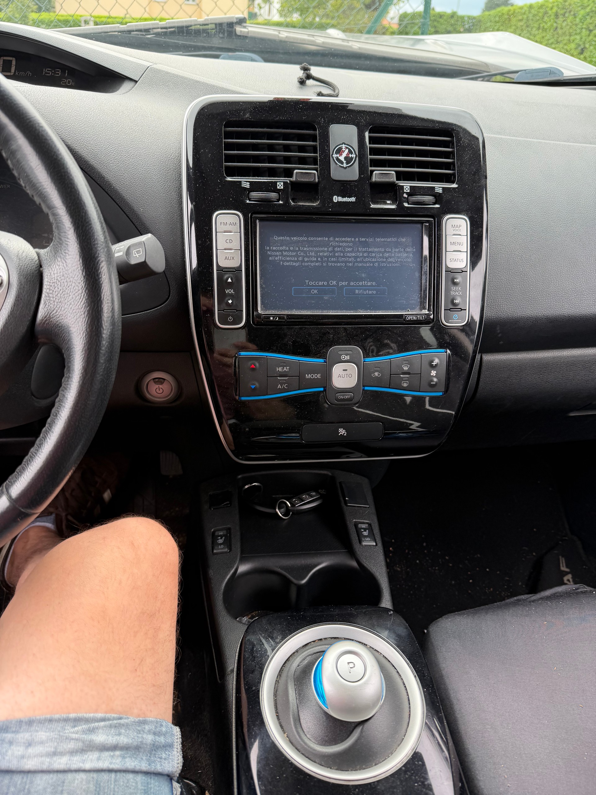 NISSAN Leaf visia 24kWh (incl battery)-image-6