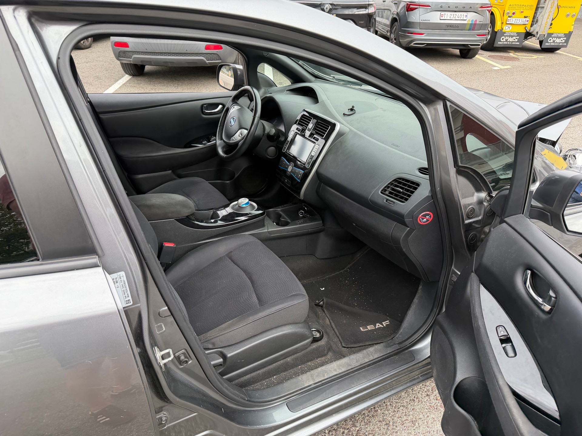 NISSAN Leaf visia 24kWh (incl battery)-image-9