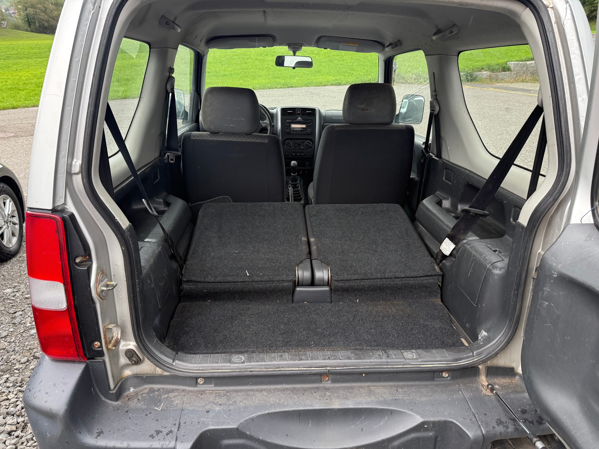 SUZUKI Jimny 1.3 16V-showroom-element-3