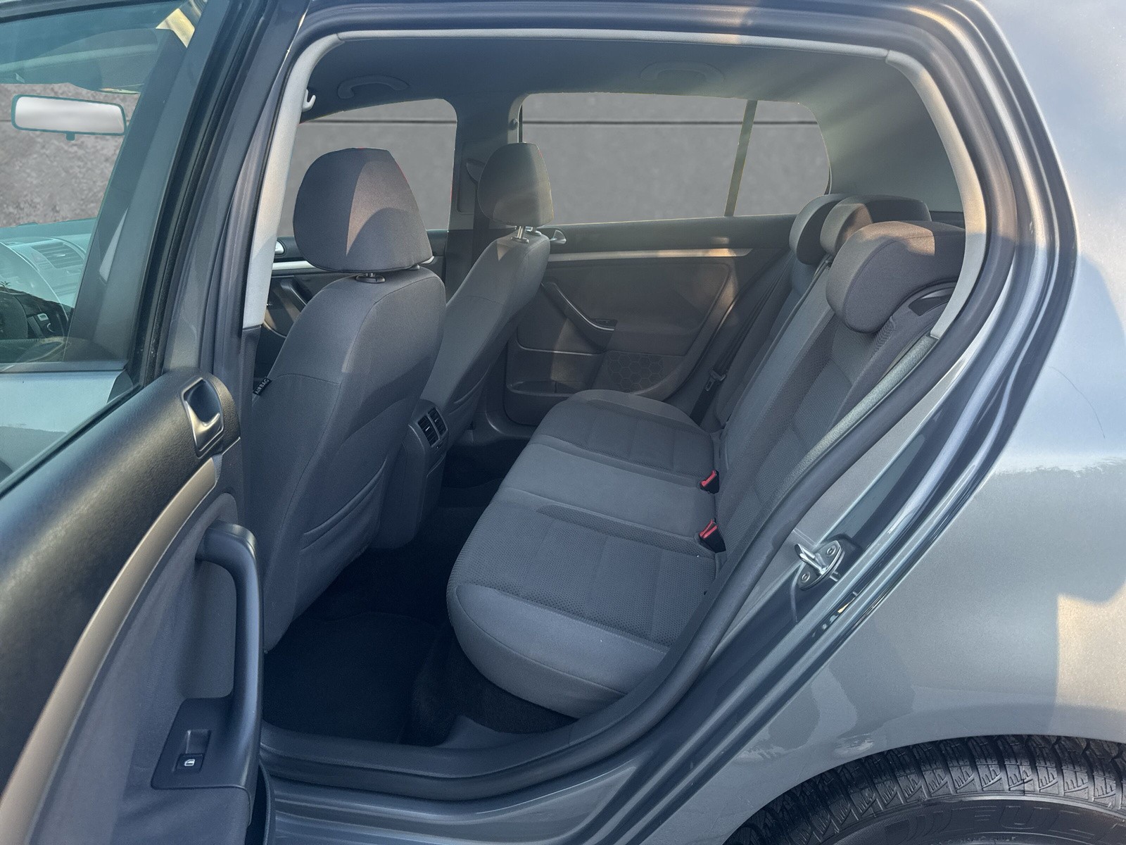 VW Golf 1.9 TDI Comfortline-image-10