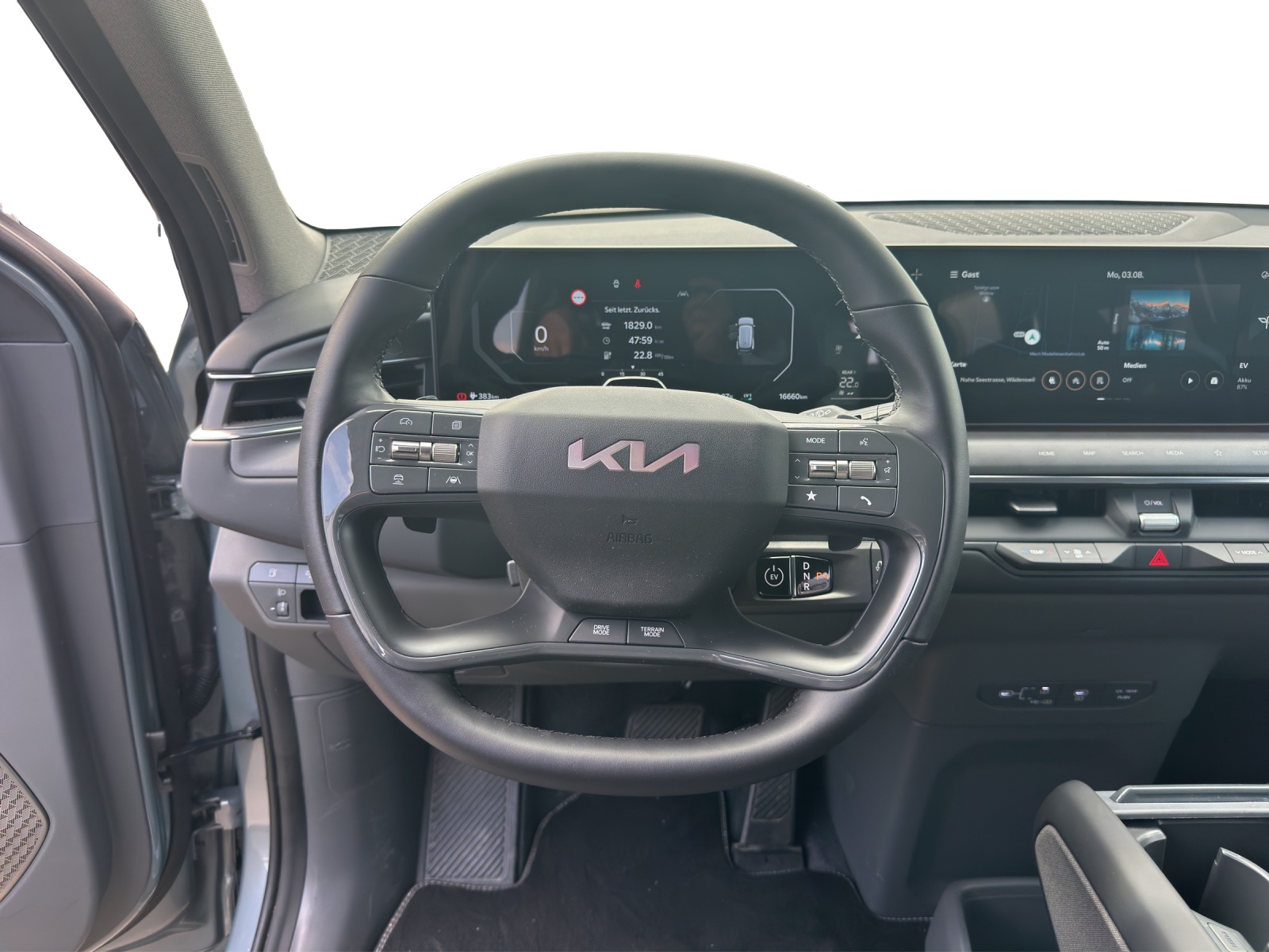 KIA EV9 99.8 kWh Earth 4x4-image-5