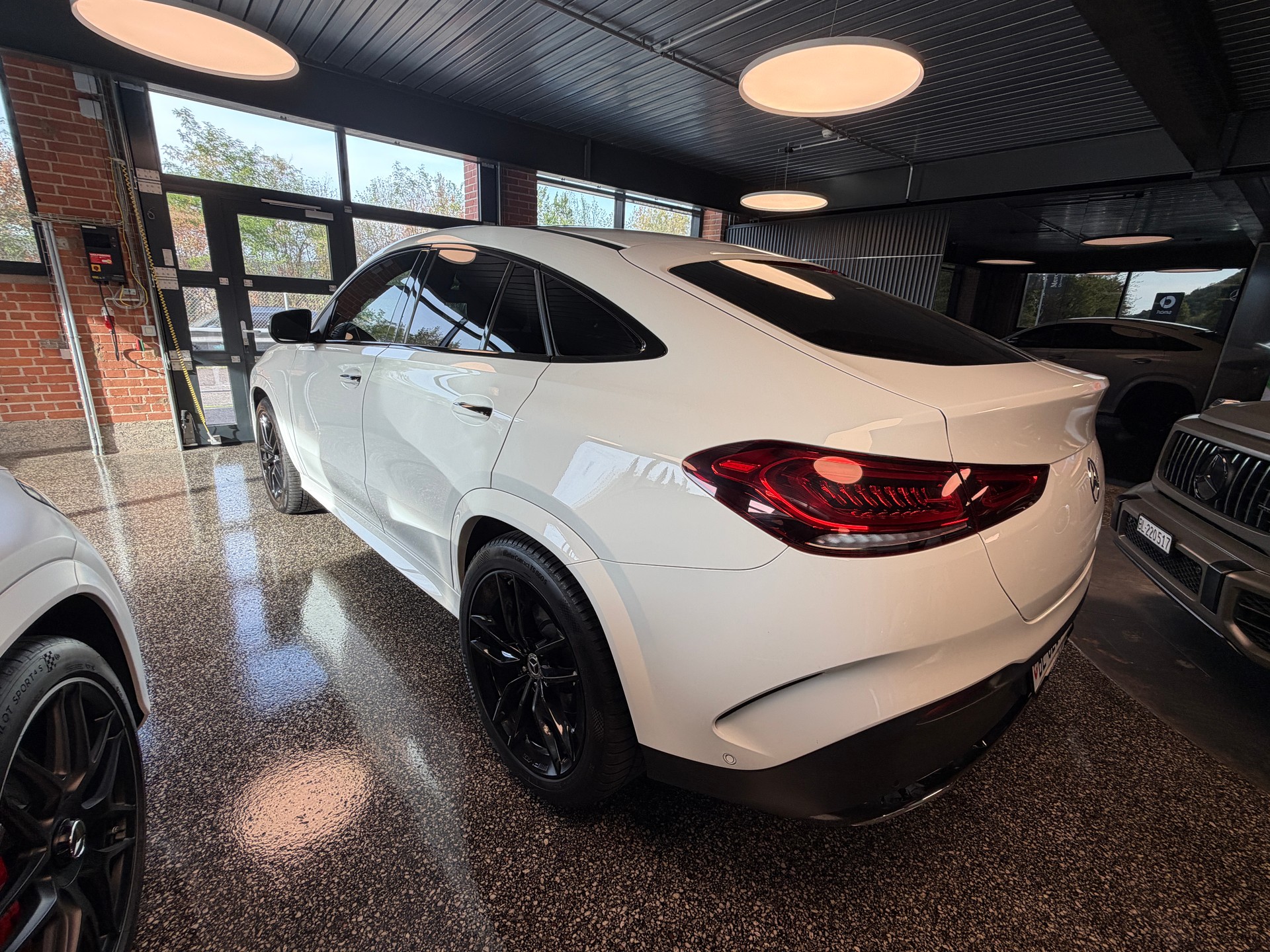 MERCEDES-BENZ GLE 400 d 4matic-image-1